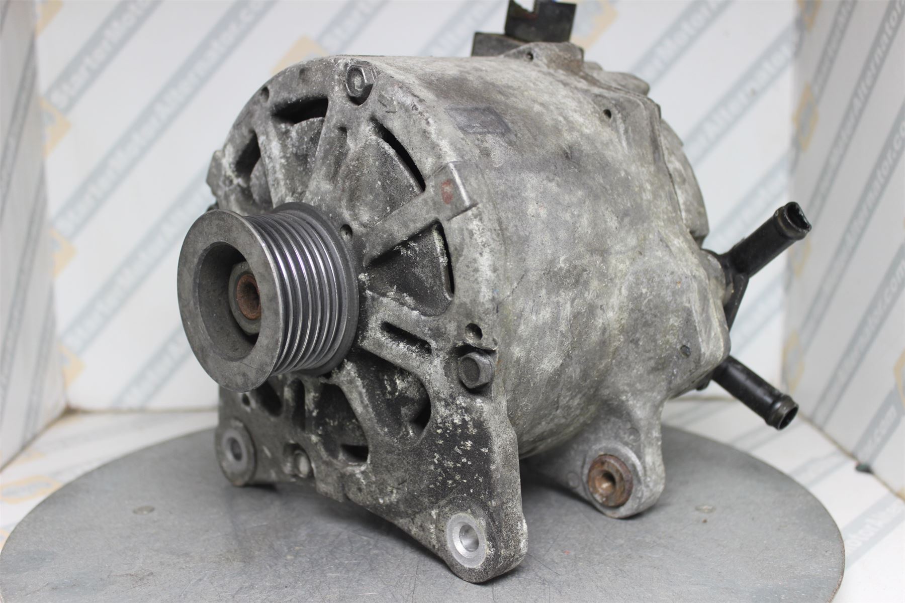 XIG1279 Alternator For Bentley