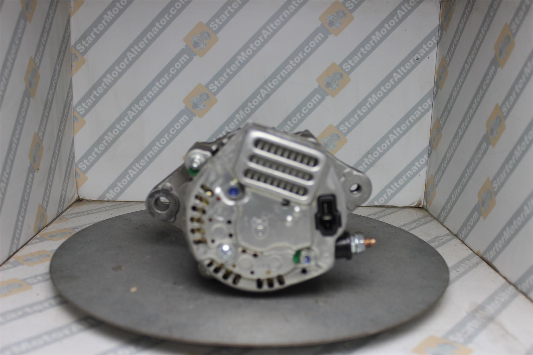 XIB0551 Alternator For Case / Kubota