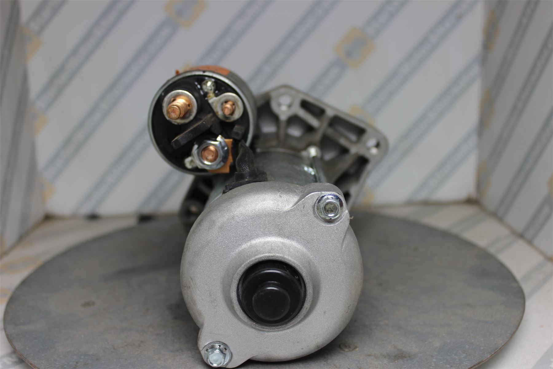 XIY2526 Starter Motor For Mercedes Benz / Nissan / Opel / Renault / Vauxhall