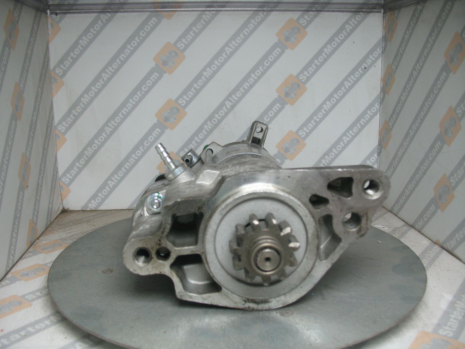 XIX1388 Starter Motor For Land Rover
