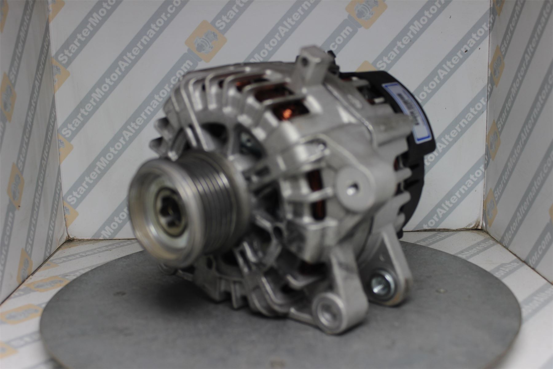 XIG1472 Alternator For Ford