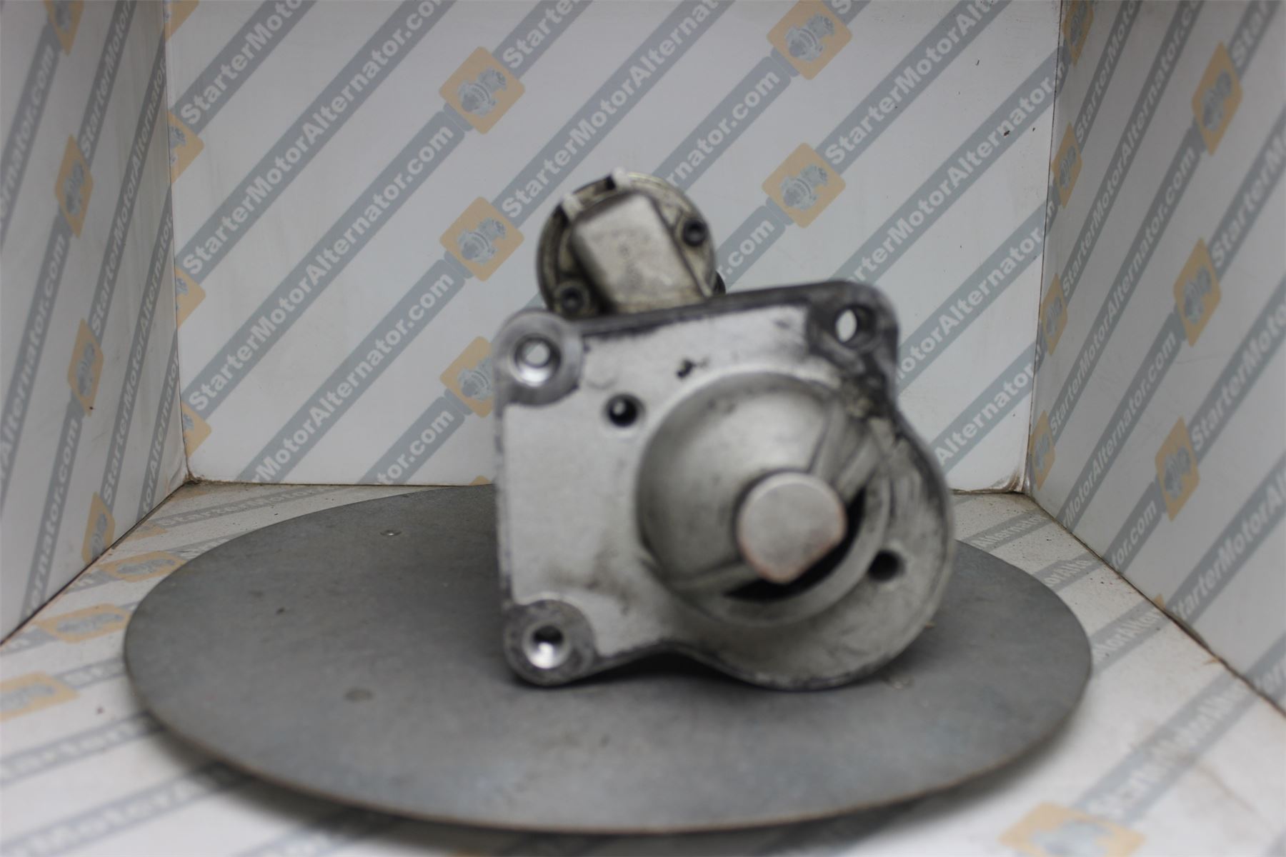 XIY2660 Starter Motor For Ford / Volvo