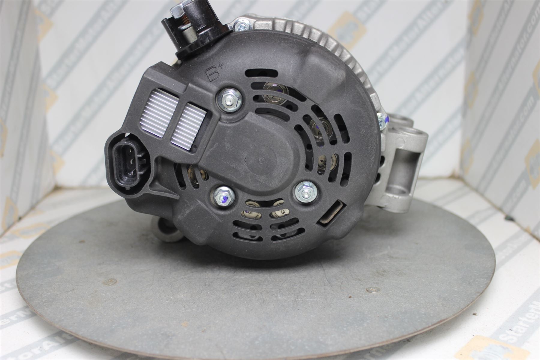 XIK3028 Alternator For Land Rover