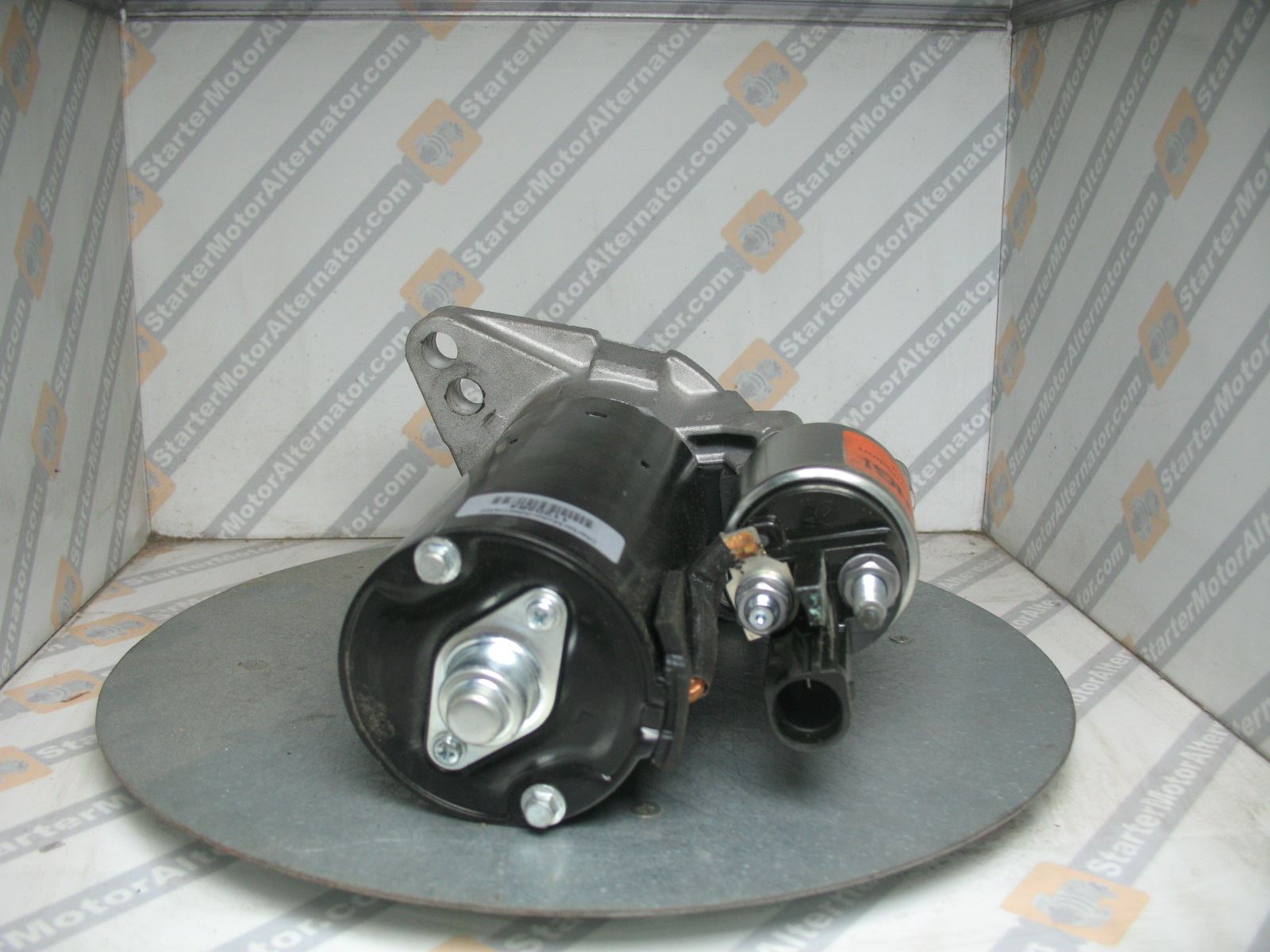 XIY2345 Starter Motor For Audi / Seat / Skoda / Volkswagen