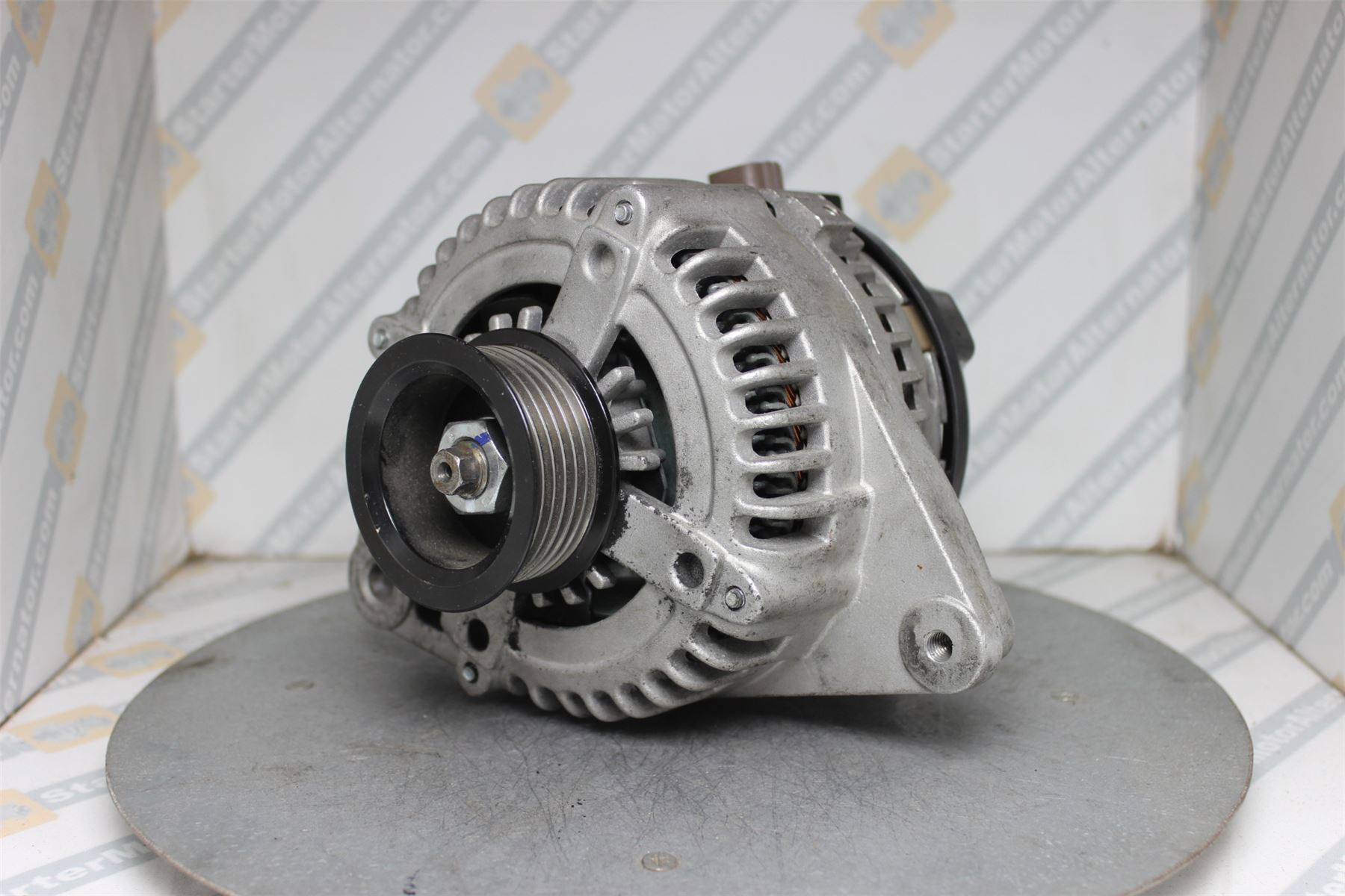XIK2975 Alternator For Lexus / Toyota