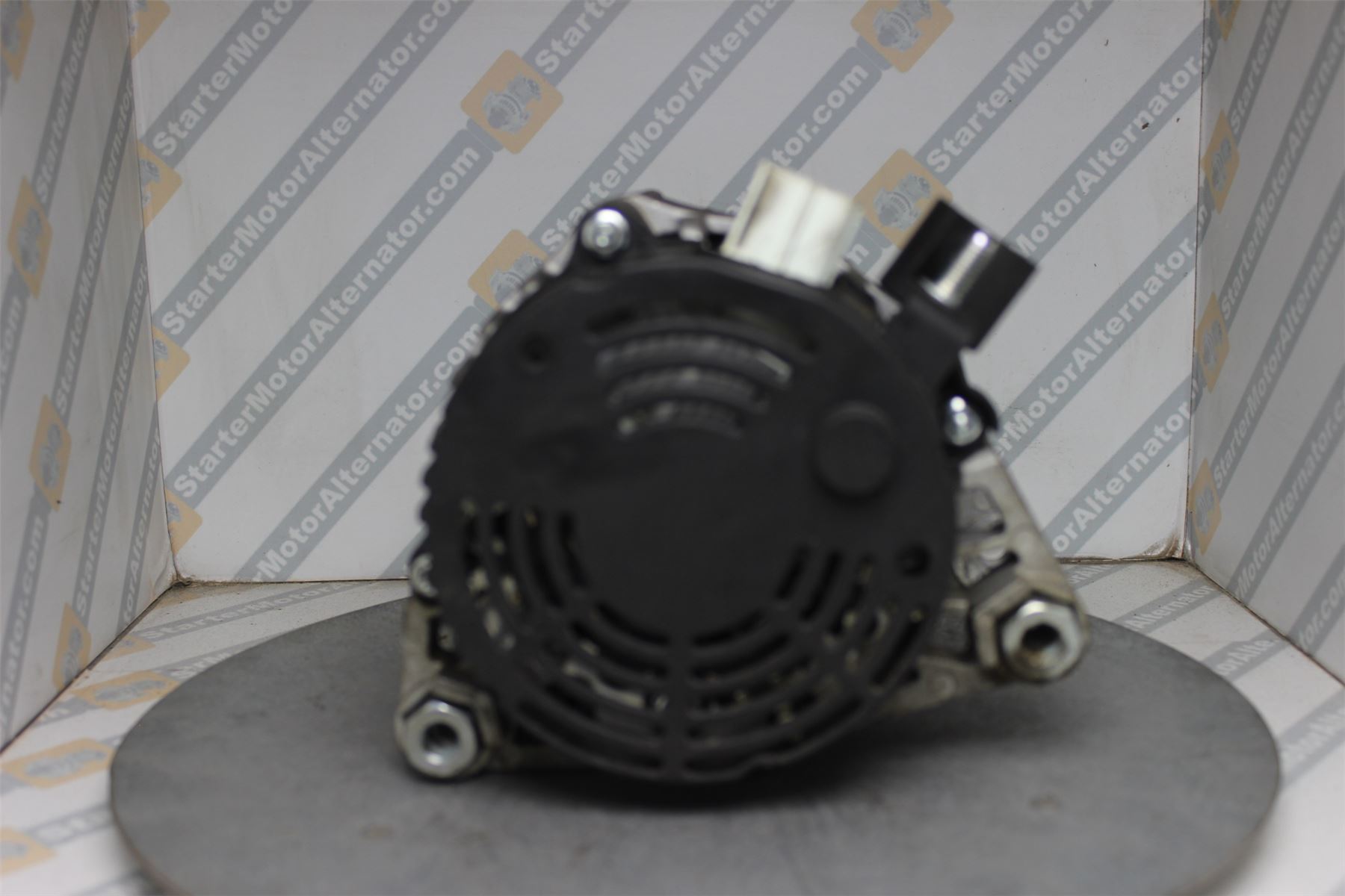 XIK2911 Alternator For Ford