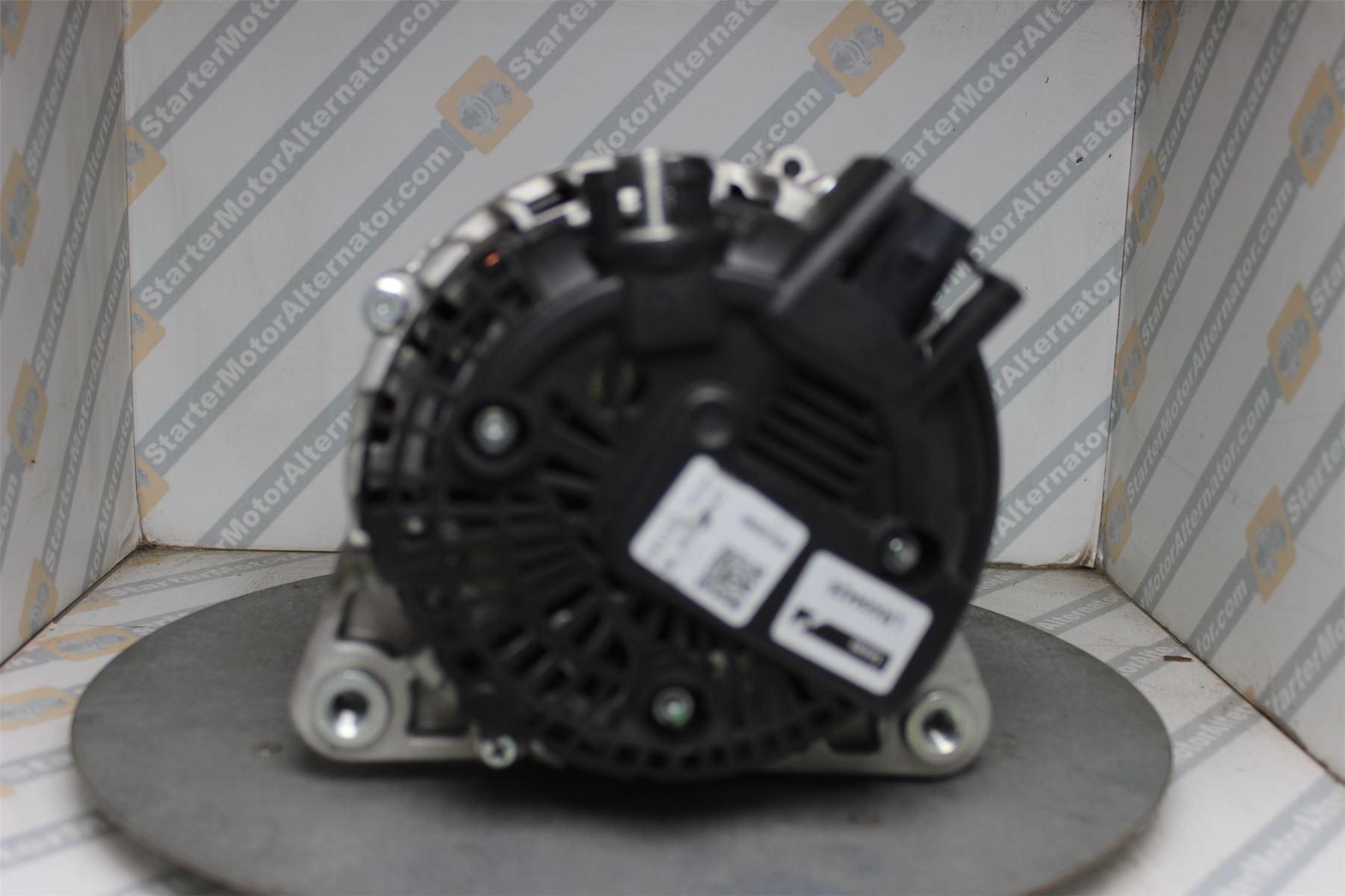 XIG1599 Alternator For Ford