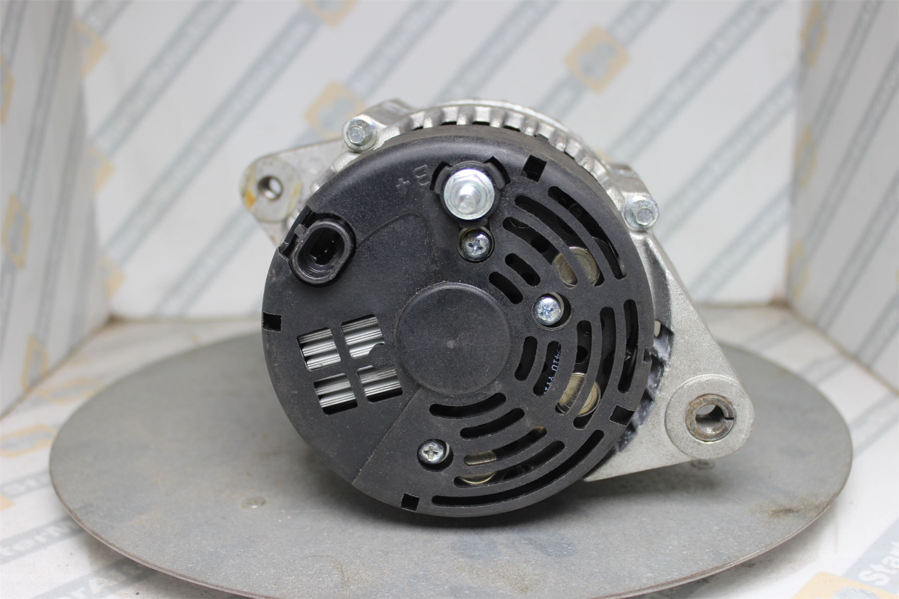 XIK2999 Alternator For Chevrolet / Daewoo