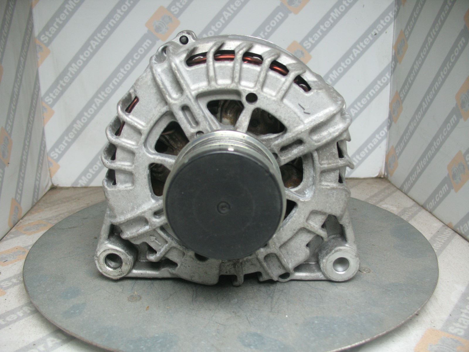 XIC2033 Alternator For Citroen / DS / Fiat / Mitsubishi / Peugeot