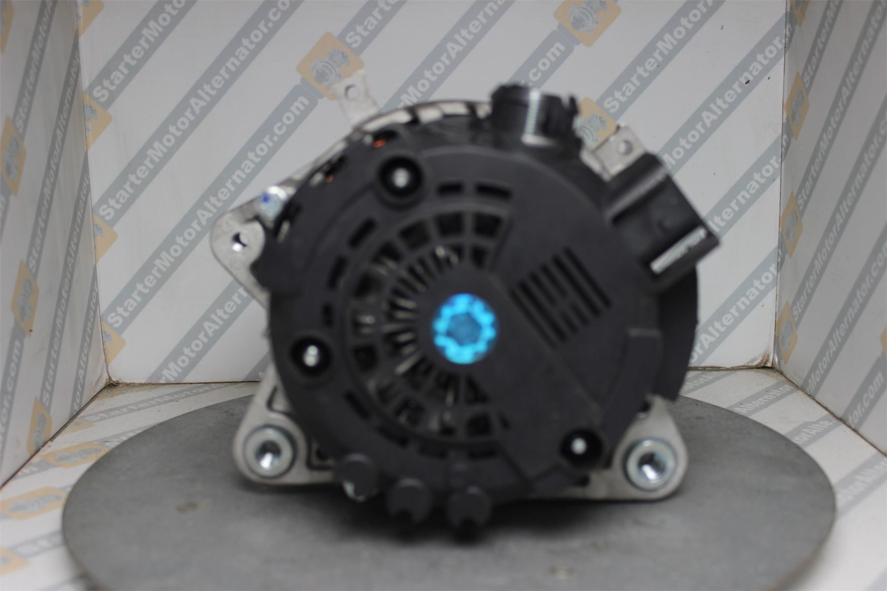 XIG1472 Alternator For Ford