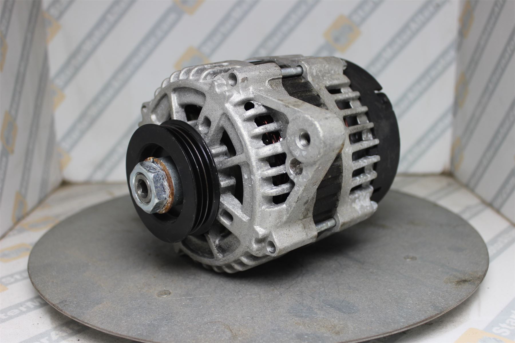 XIK2999 Alternator For Chevrolet / Daewoo