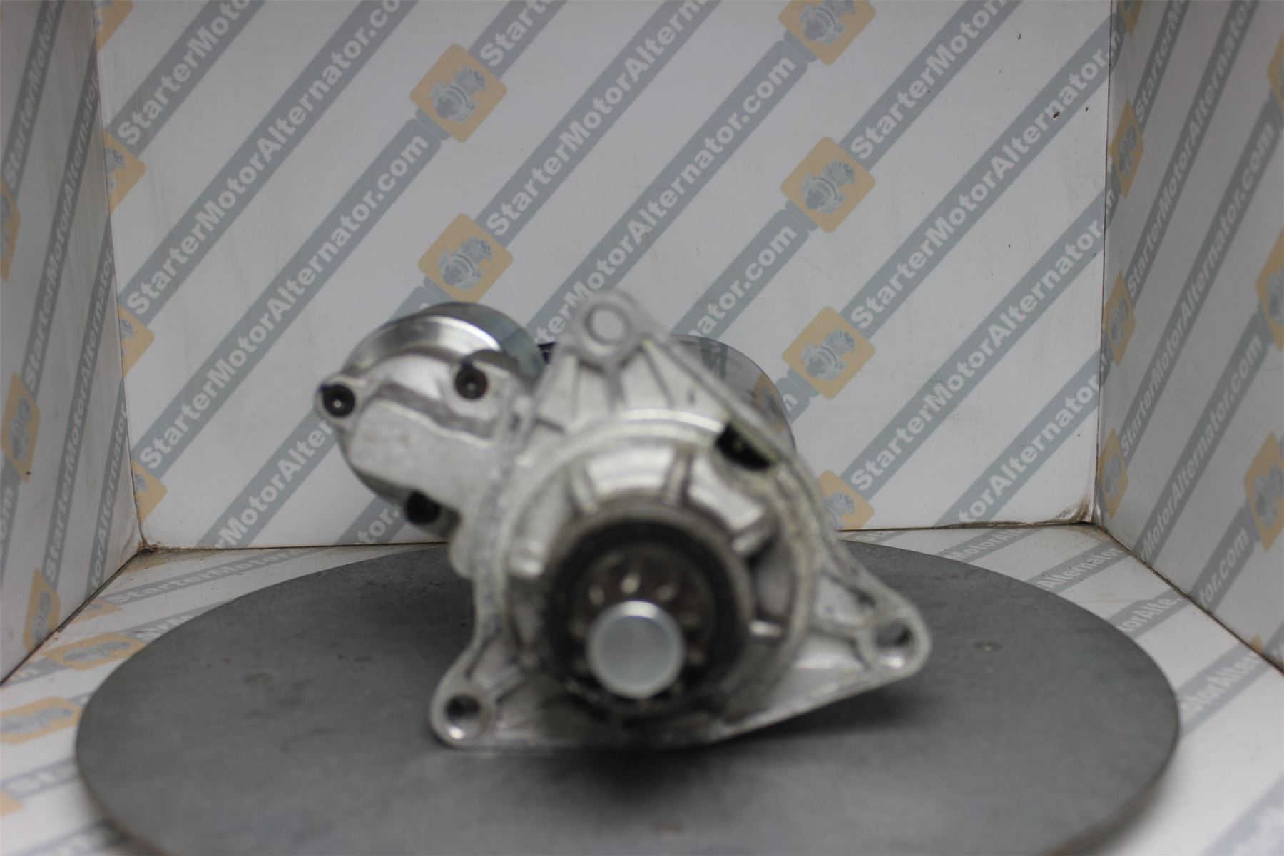 XIU1209 Starter Motor For Volkswagen