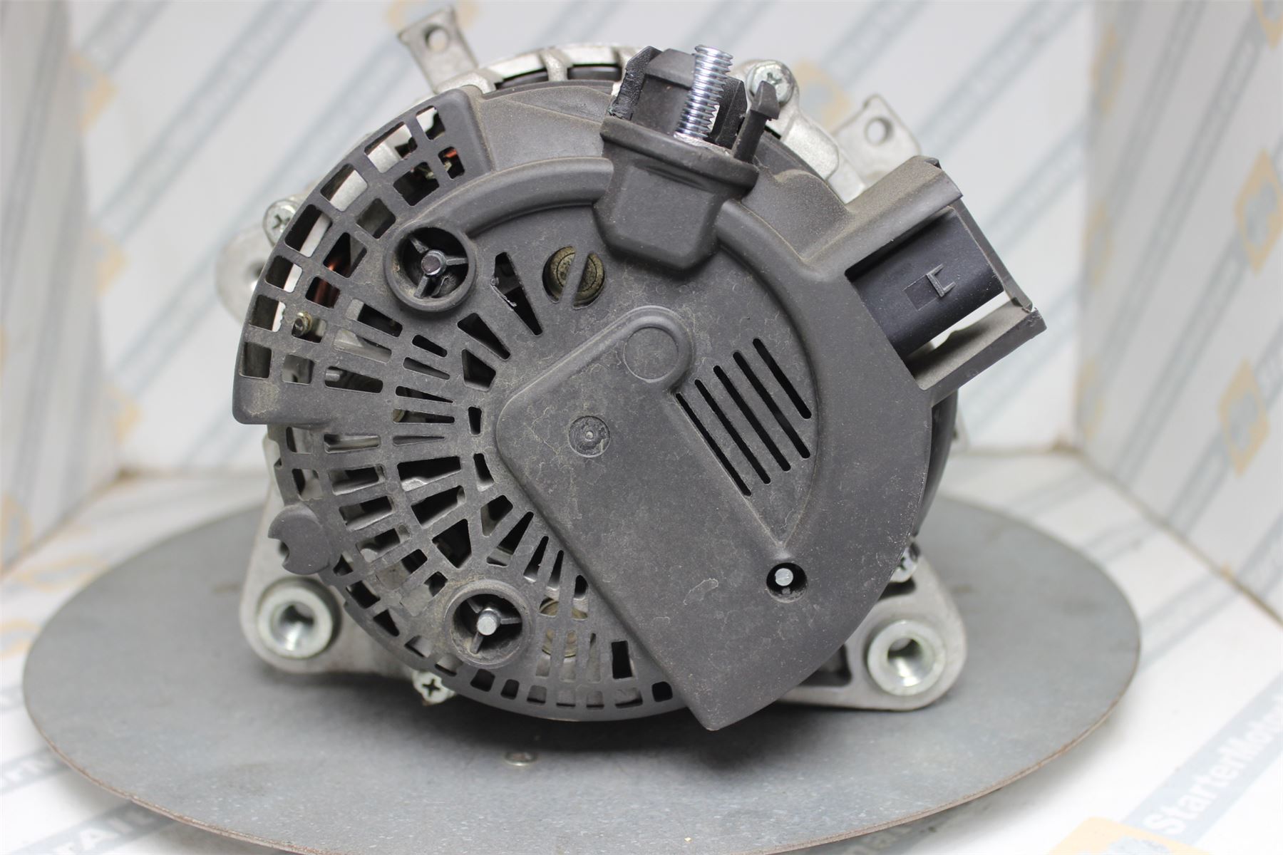 XIG1578 Alternator For Ford