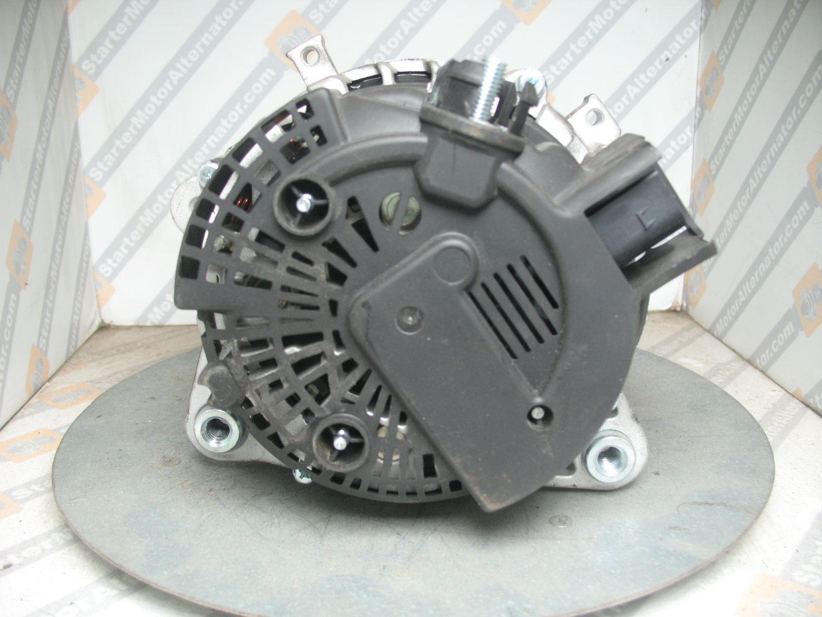 XIG1578 Alternator For Ford