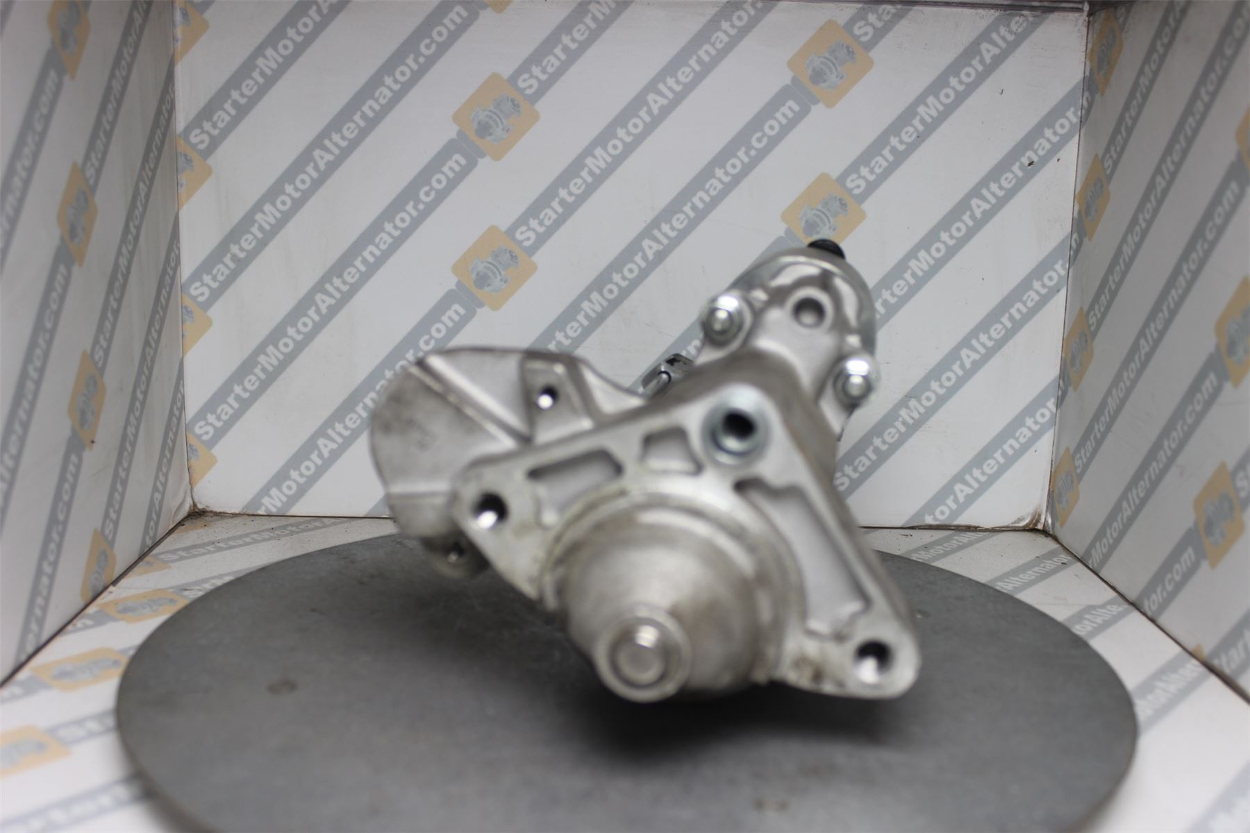 XIY2775 Starter Motor For Ford