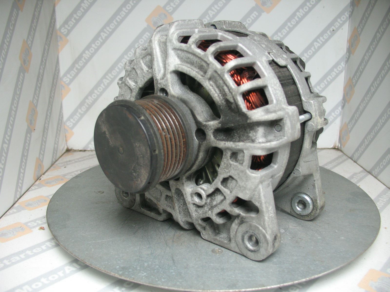 XIK3975 Alternator For Nissan / Renault
