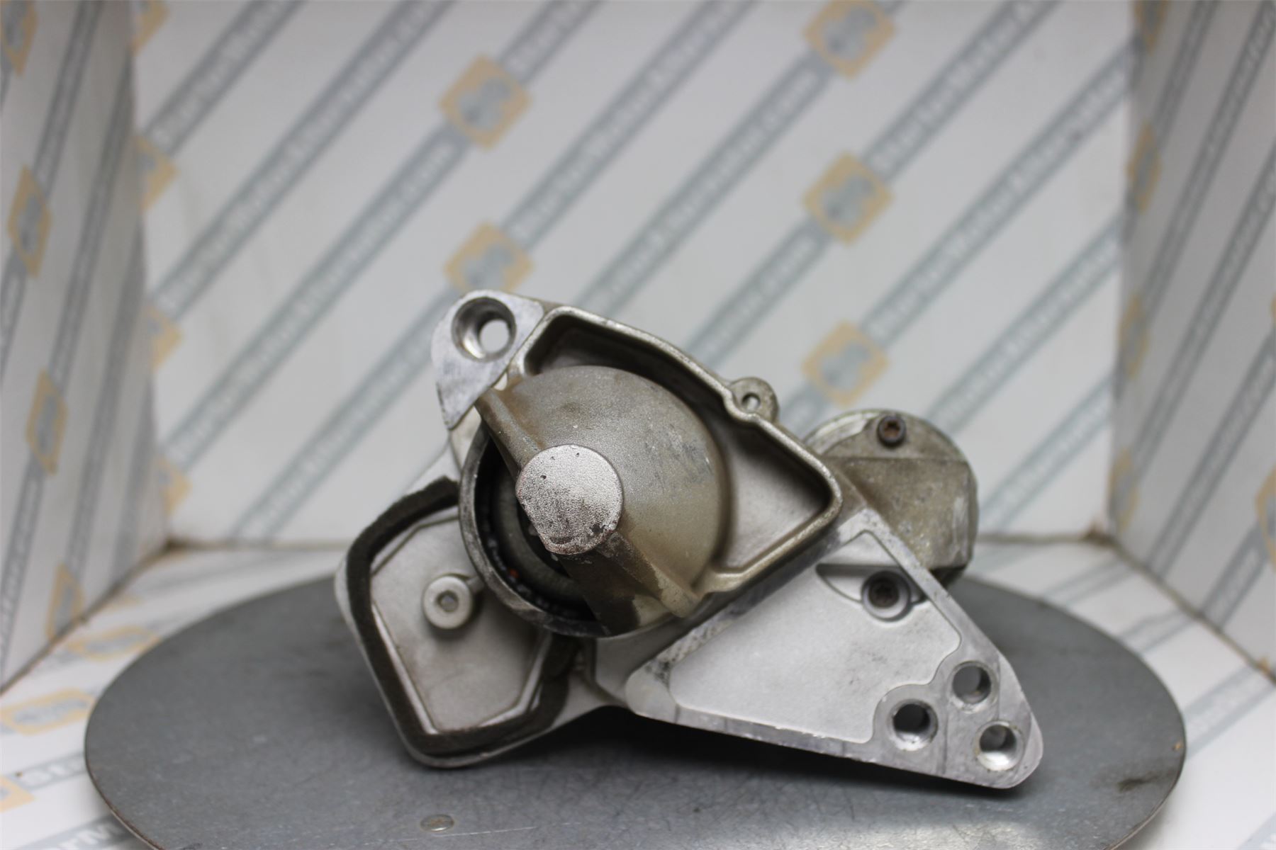XIY3814 Starter Motor For Mercedes Benz / Renault / Smart