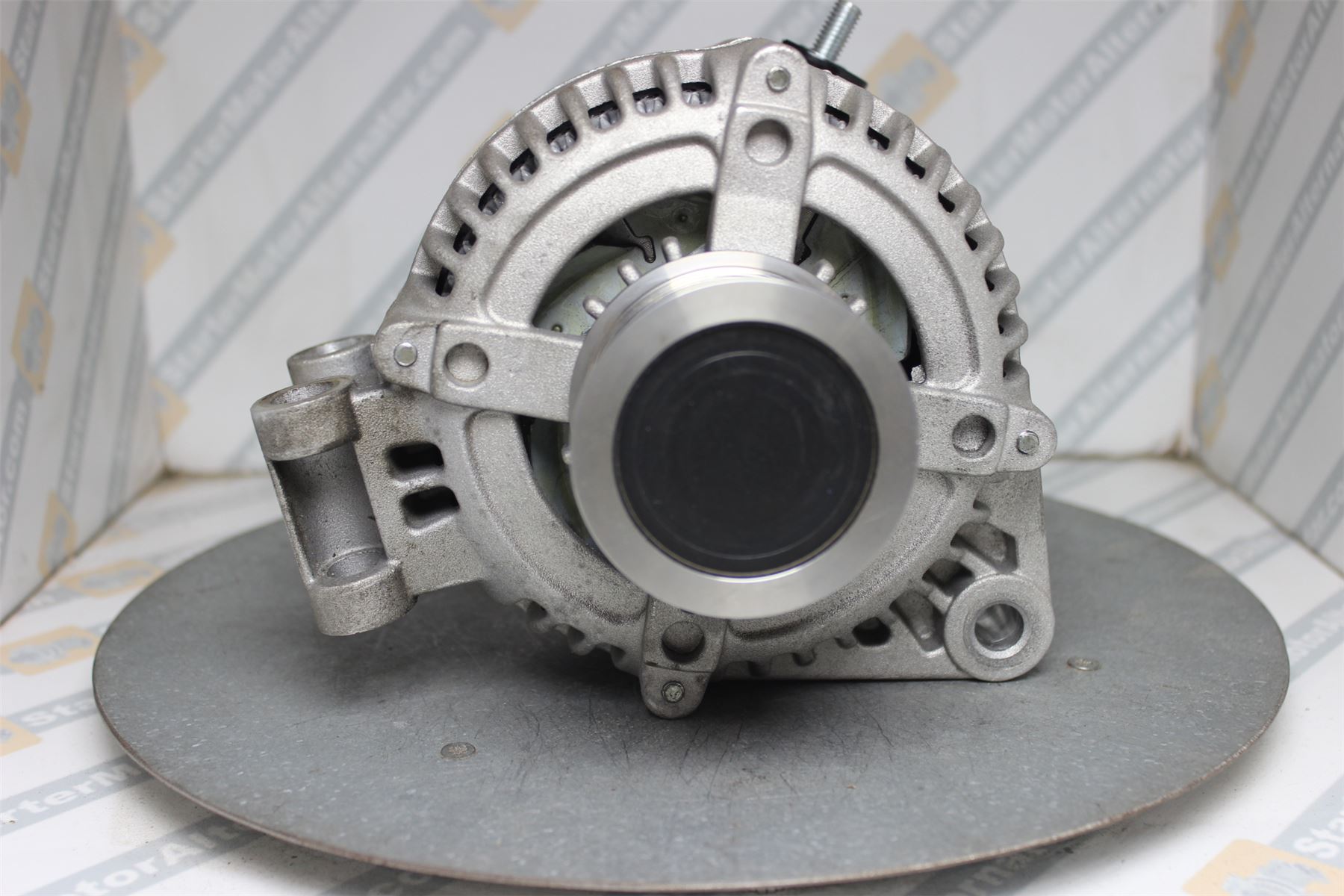 XIK3028 Alternator For Land Rover