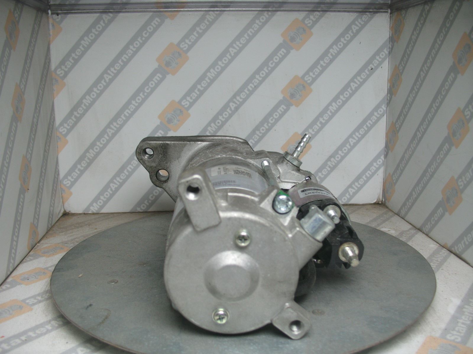 XIX1388 Starter Motor For Land Rover