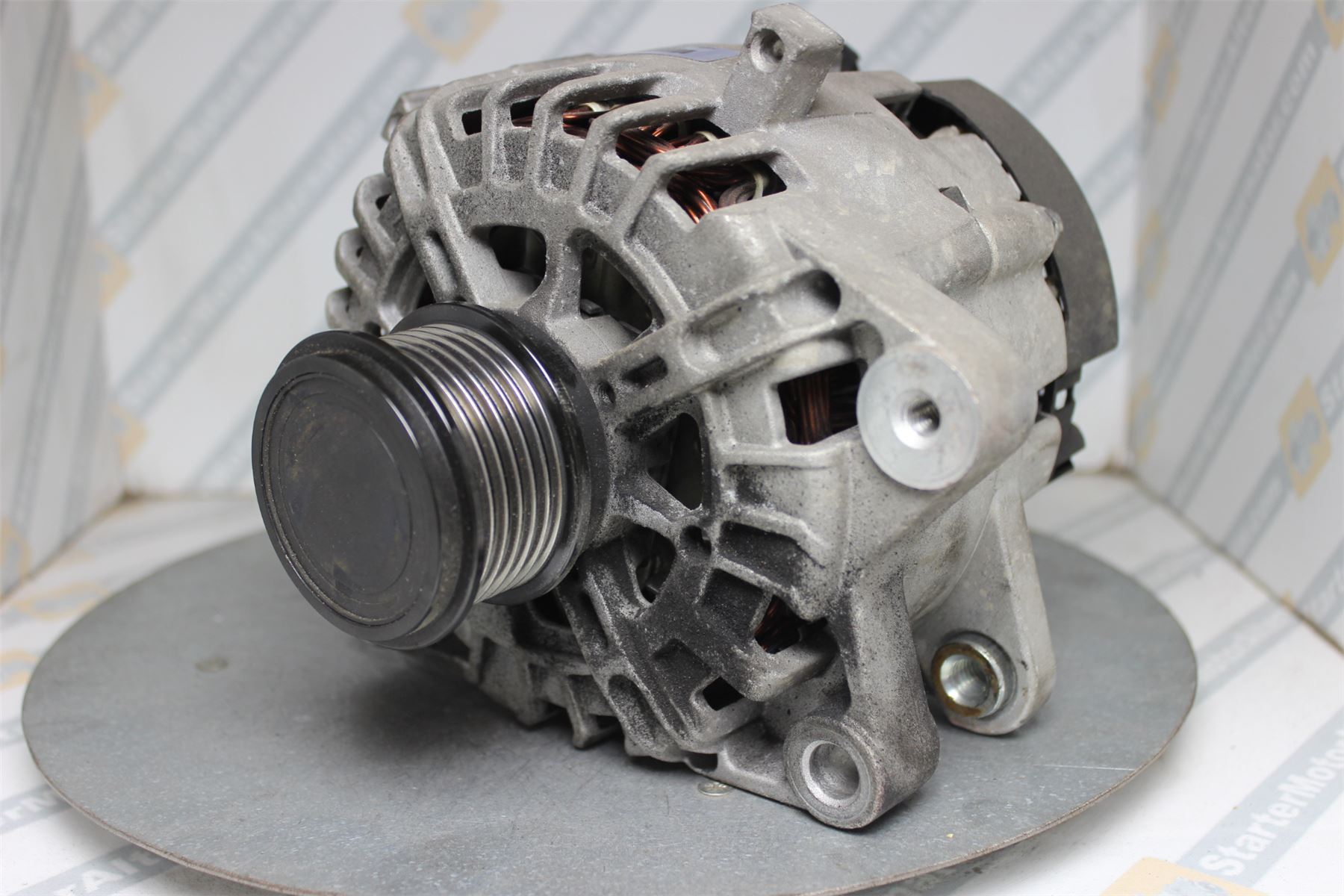 XIG1578 Alternator For Ford