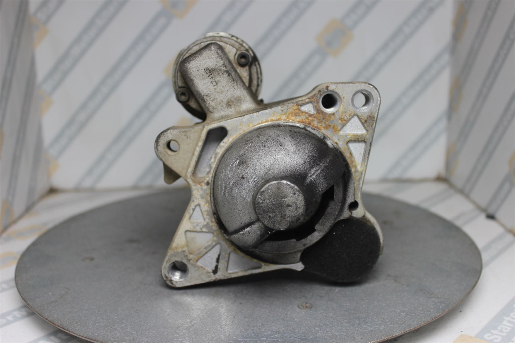 XIX1417 Starter Motor For Mercedes Benz / Nissan / Opel / Renault / Vauxhall