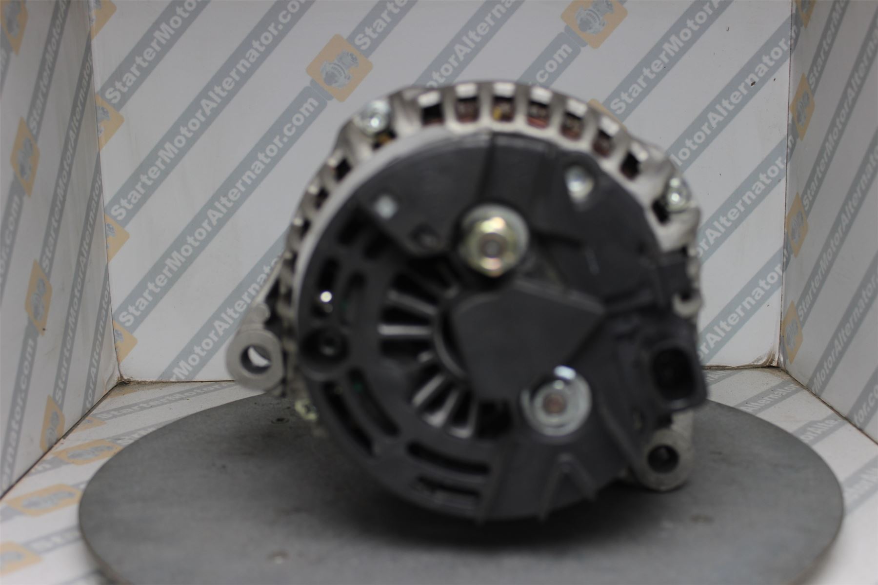 XIC1776 Alternator For Mercedes Benz
