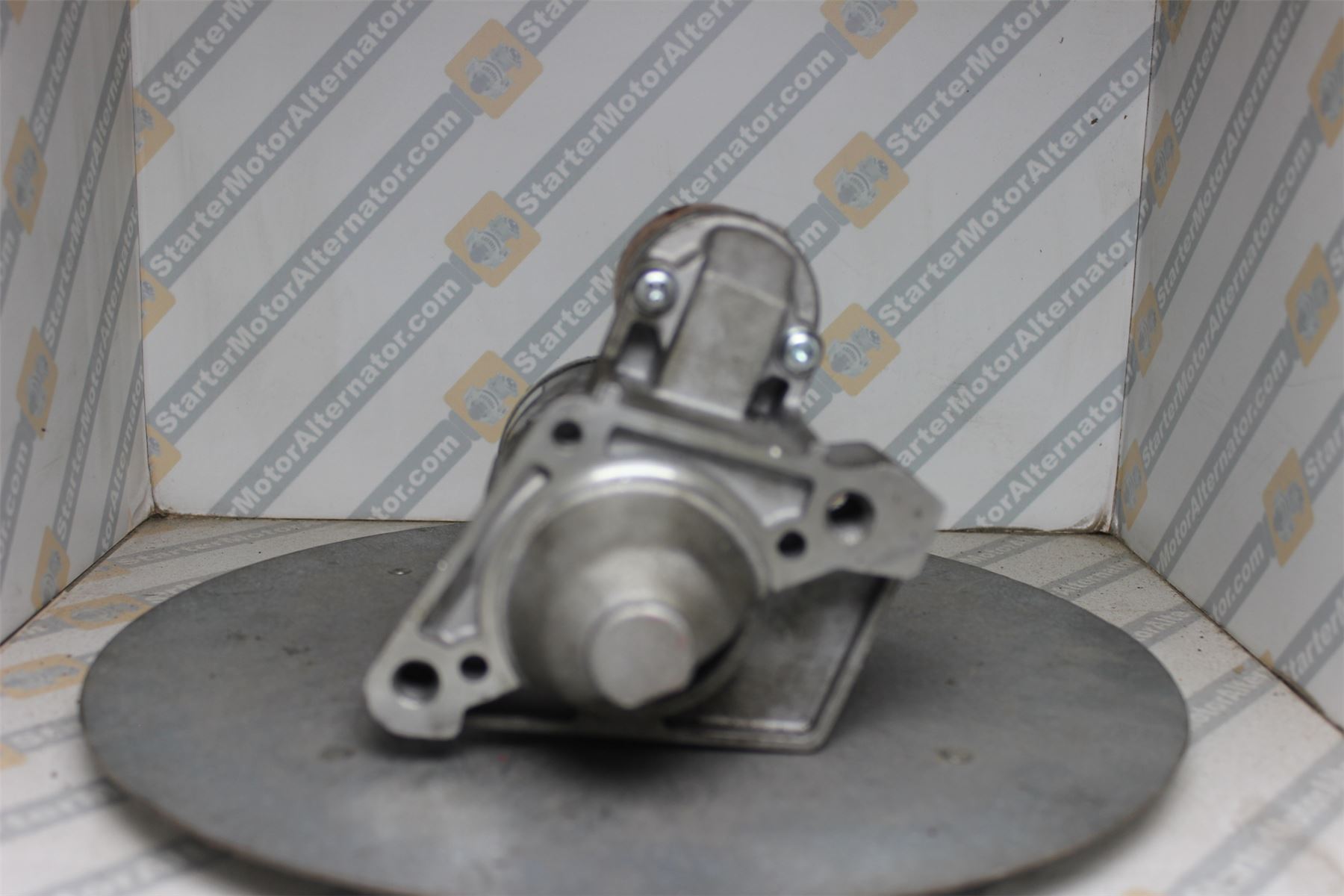 XIX1394 Starter Motor For Mercedes Benz / Nissan / Renault