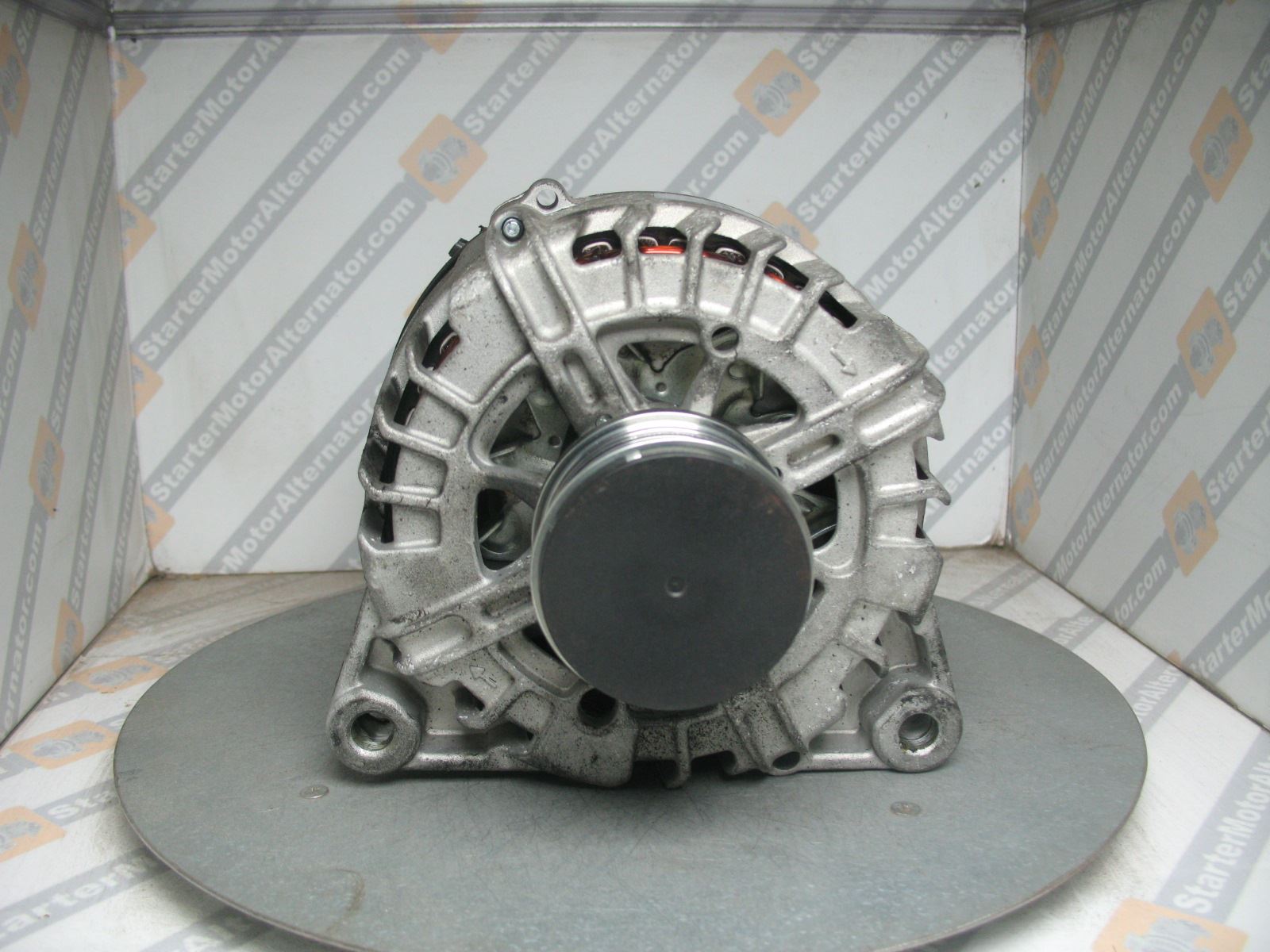 XIC2033 Alternator For Citroen / DS / Fiat / Mitsubishi / Peugeot