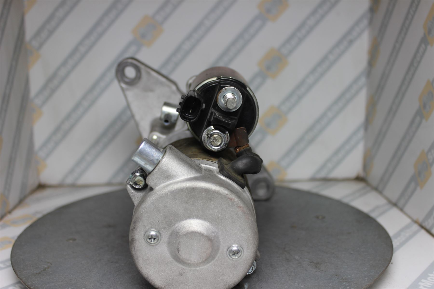 XIX1318 Starter Motor For Jaguar/Daimler / Land Rover