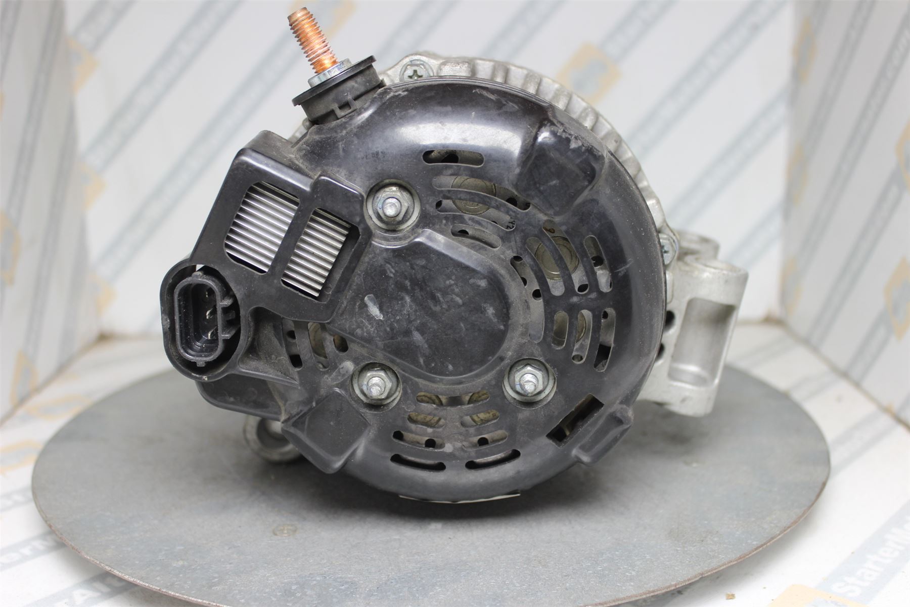 XIK2880 Alternator For Land Rover