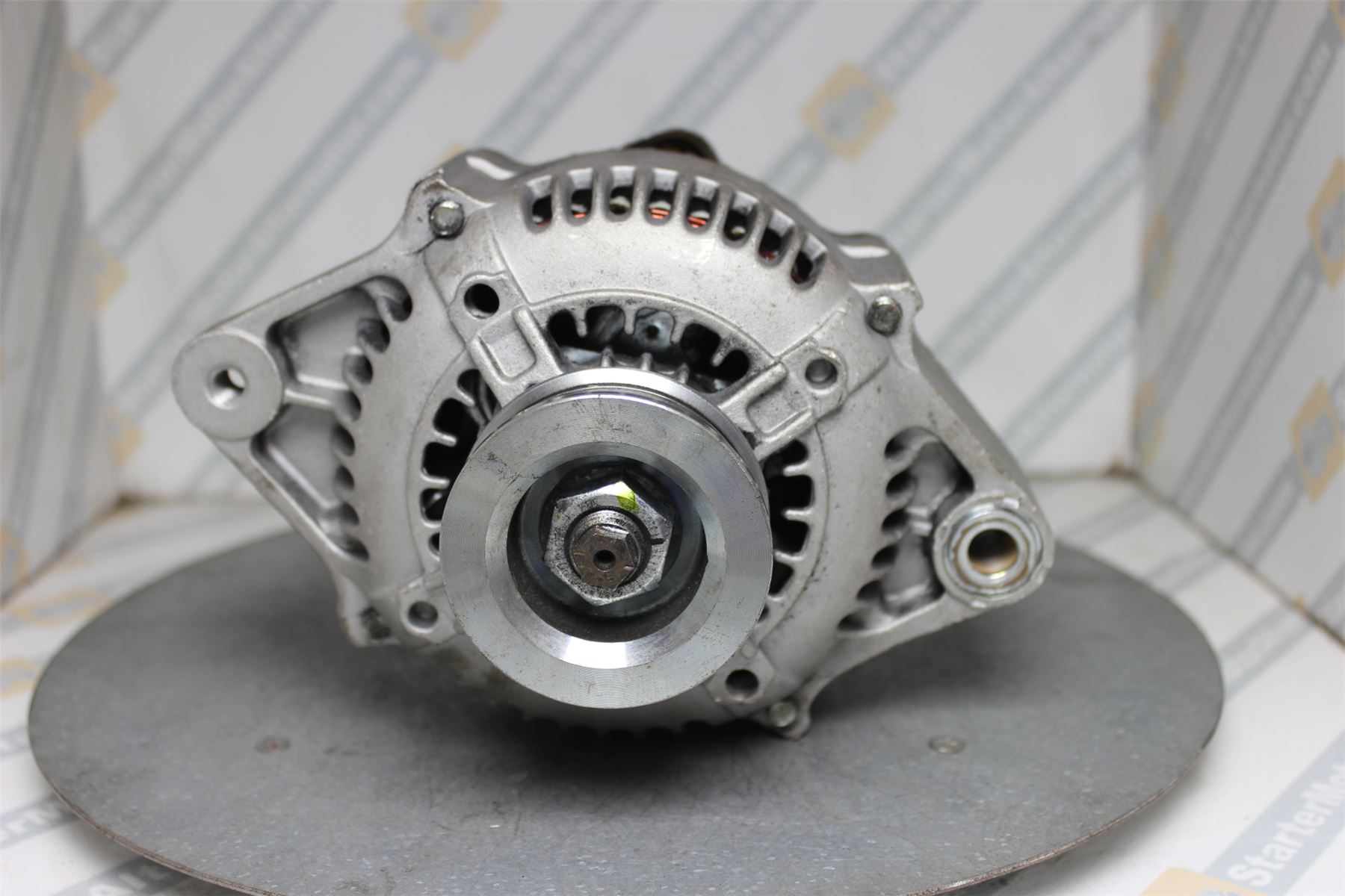 XIB1293 Alternator For Suzuki