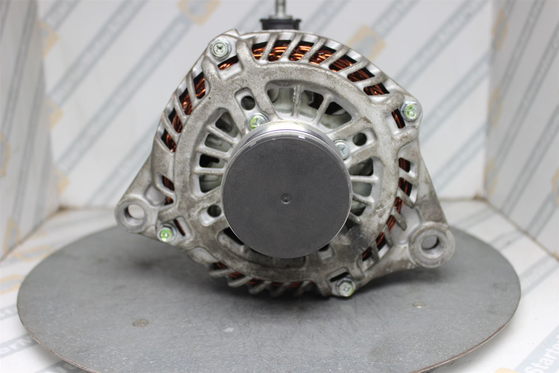 XIG1438 Alternator For Mercedes Benz / Nissan