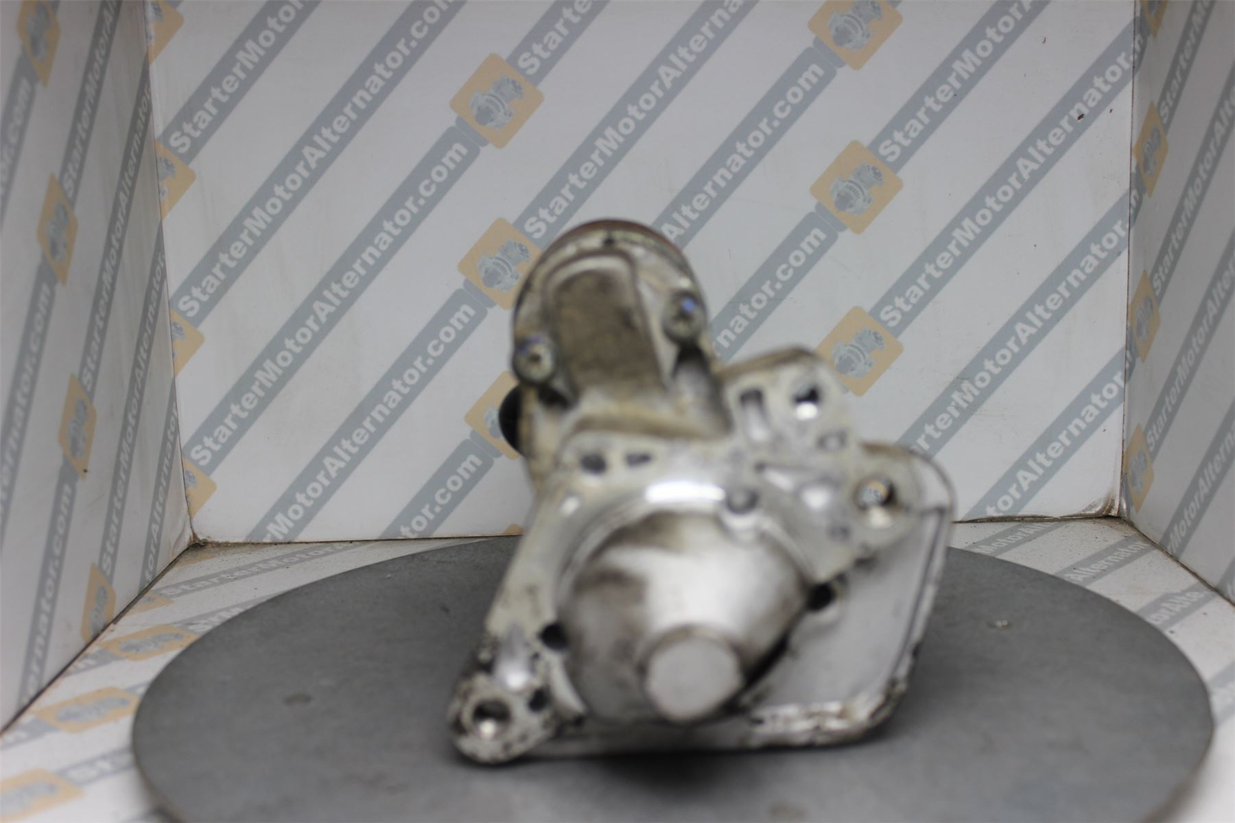 XIU1332 Starter Motor For Dacia / Mercedes Benz / Nissan / Renault