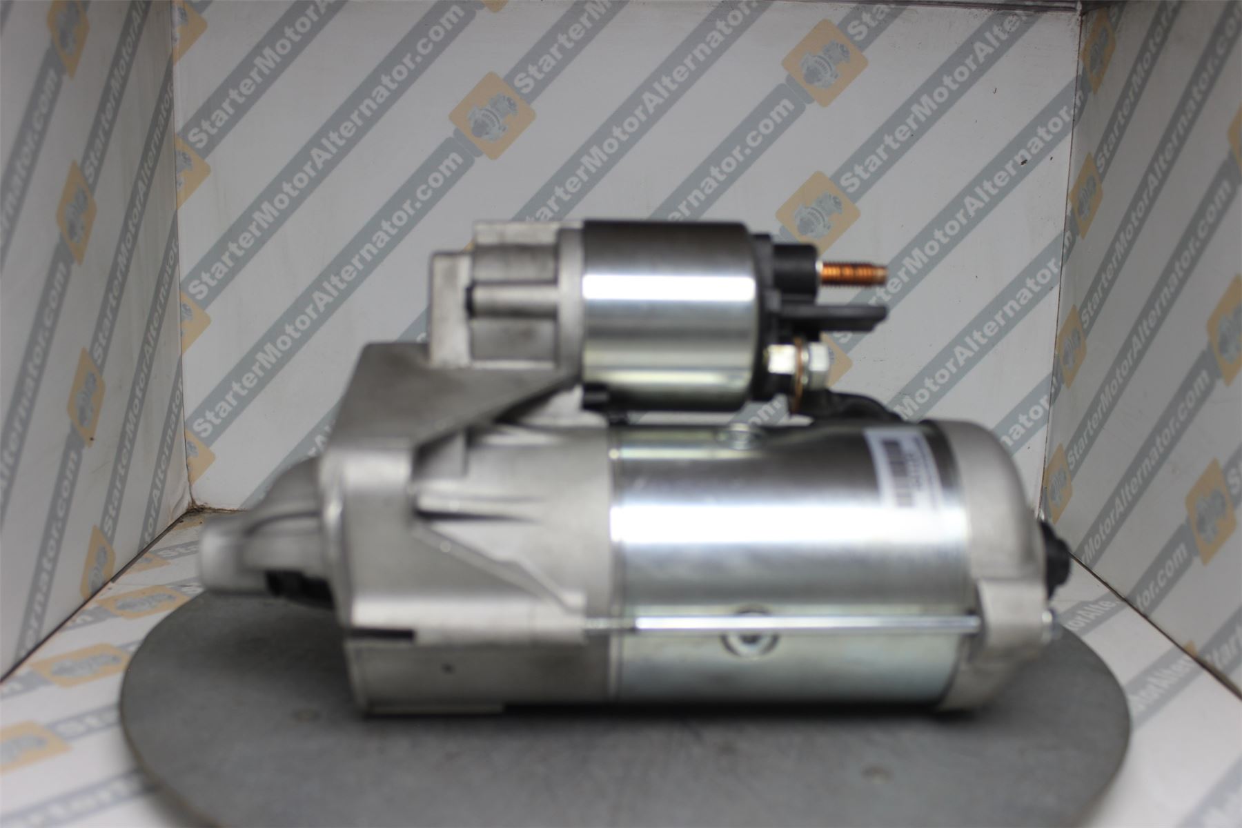 XIY2526 Starter Motor For Mercedes Benz / Nissan / Opel / Renault / Vauxhall