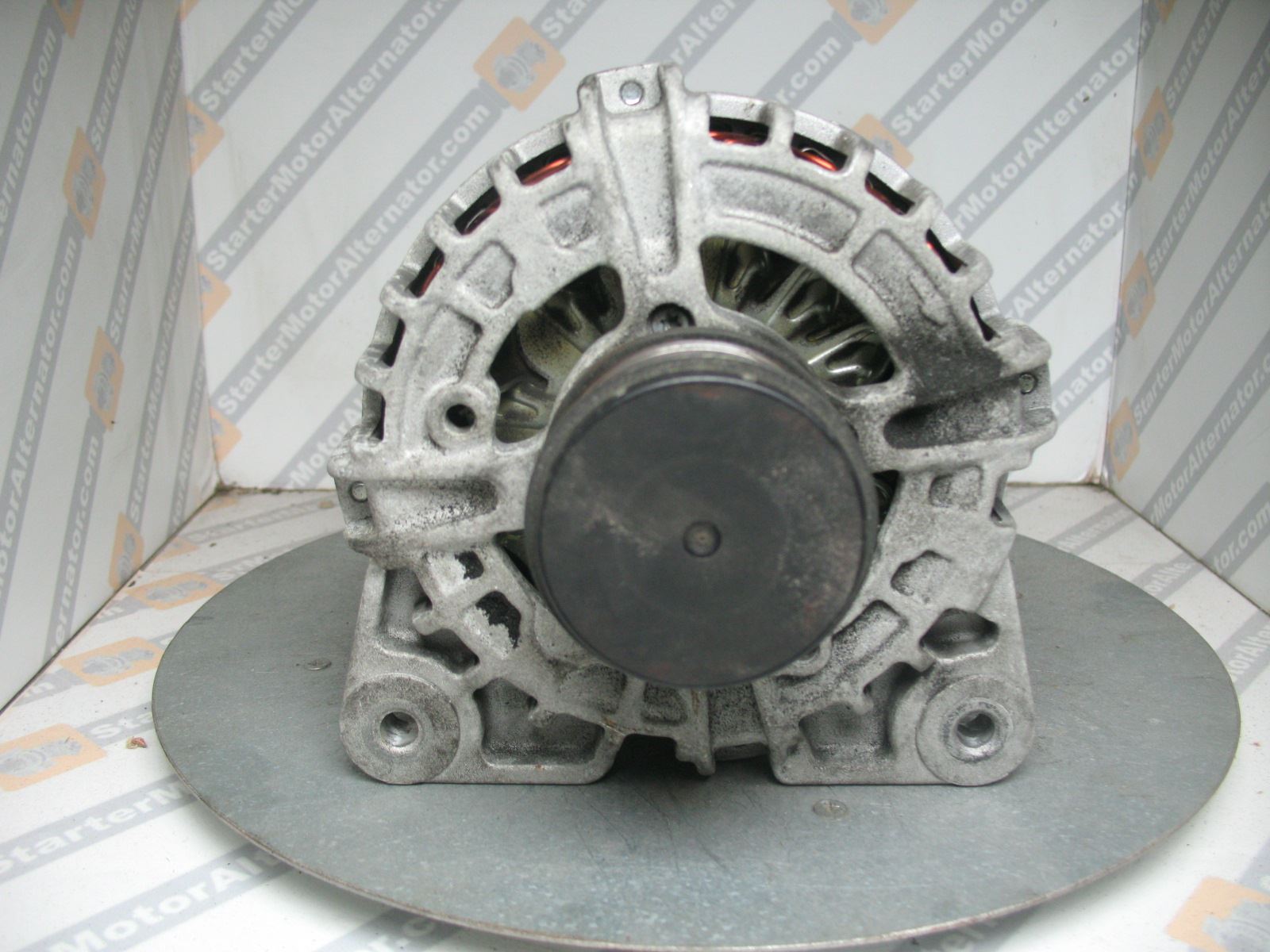 XIK3975 Alternator For Nissan / Renault