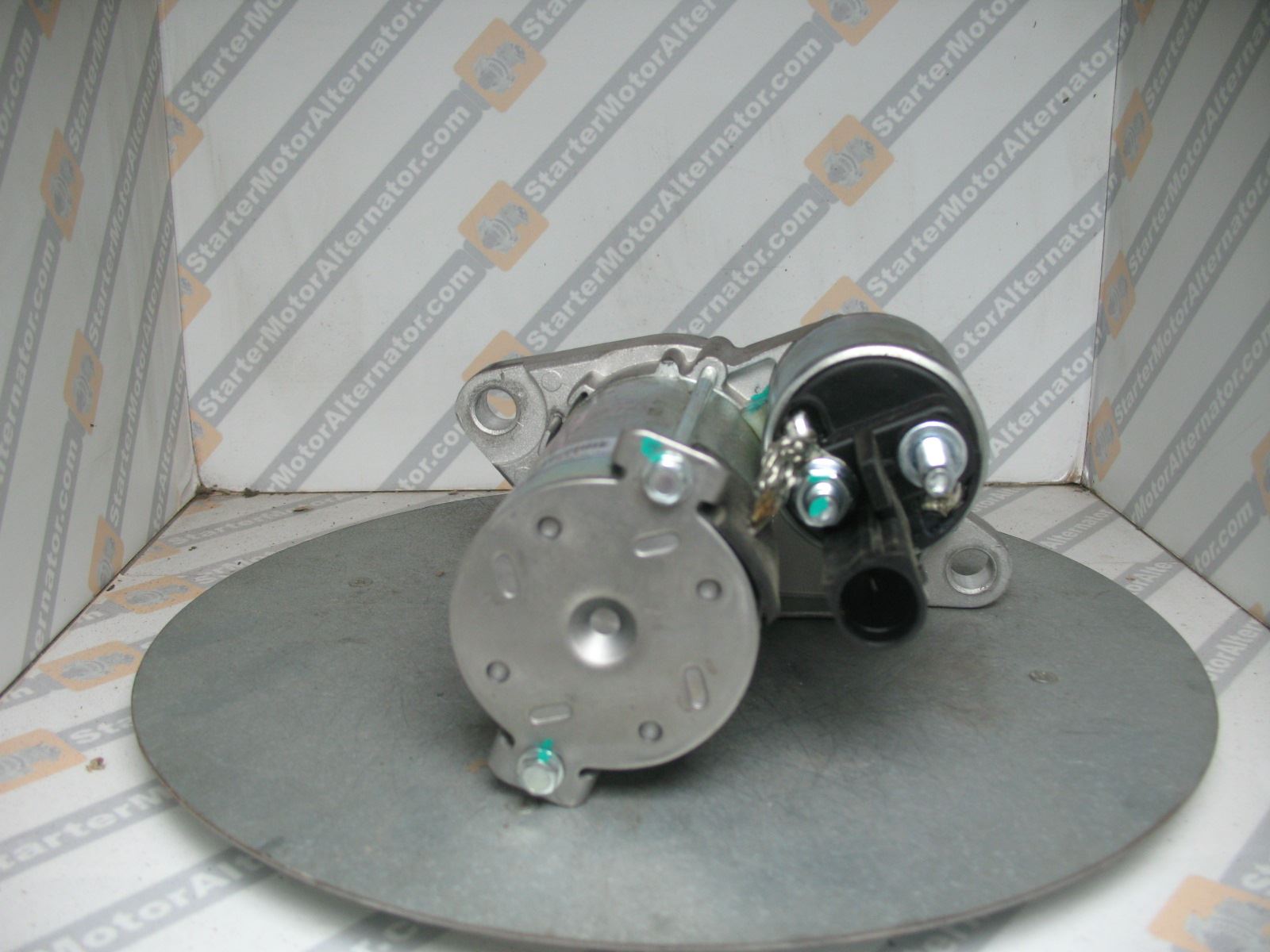 XIU1330 Starter Motor For Audi / Seat / Skoda / Volkswagen