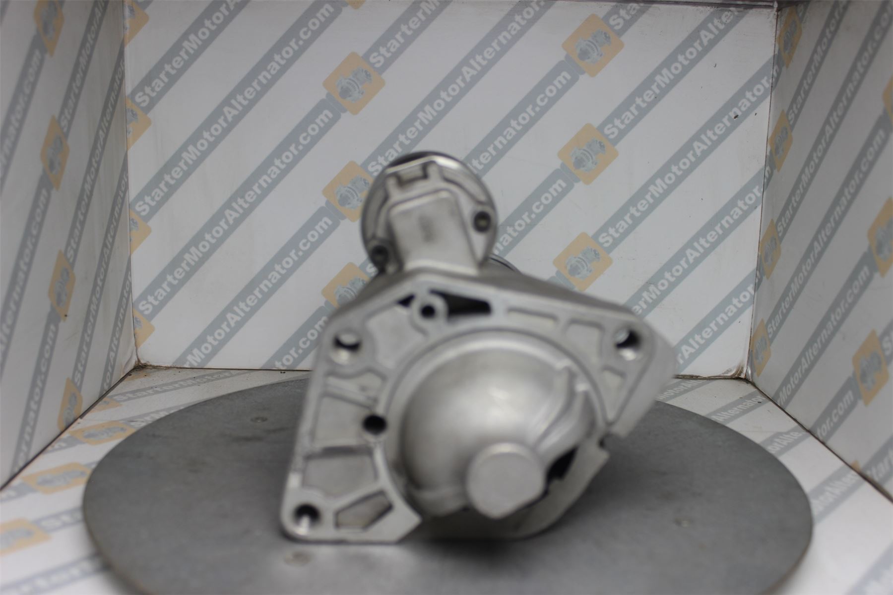 XIY2526 Starter Motor For Mercedes Benz / Nissan / Opel / Renault / Vauxhall