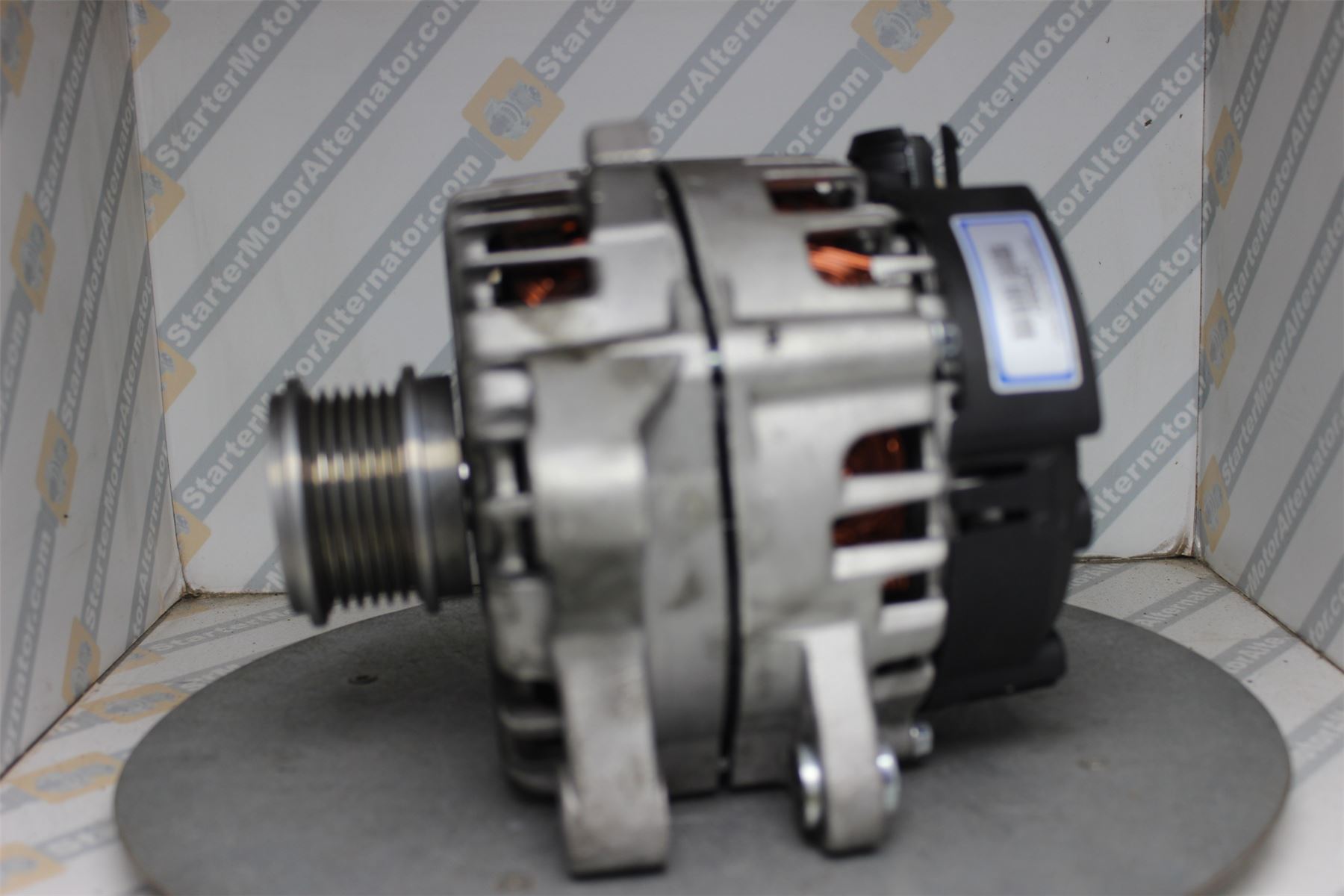 XIG1472 Alternator For Ford