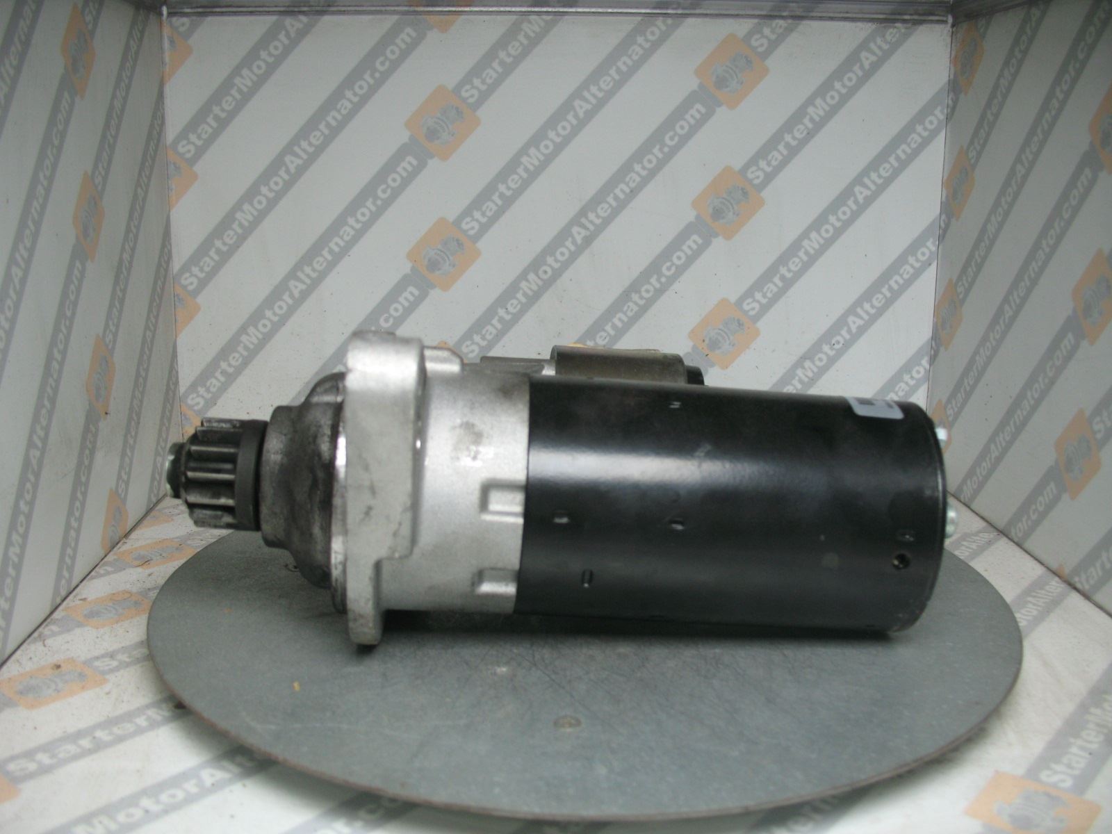 XIY2345 Starter Motor For Audi / Seat / Skoda / Volkswagen