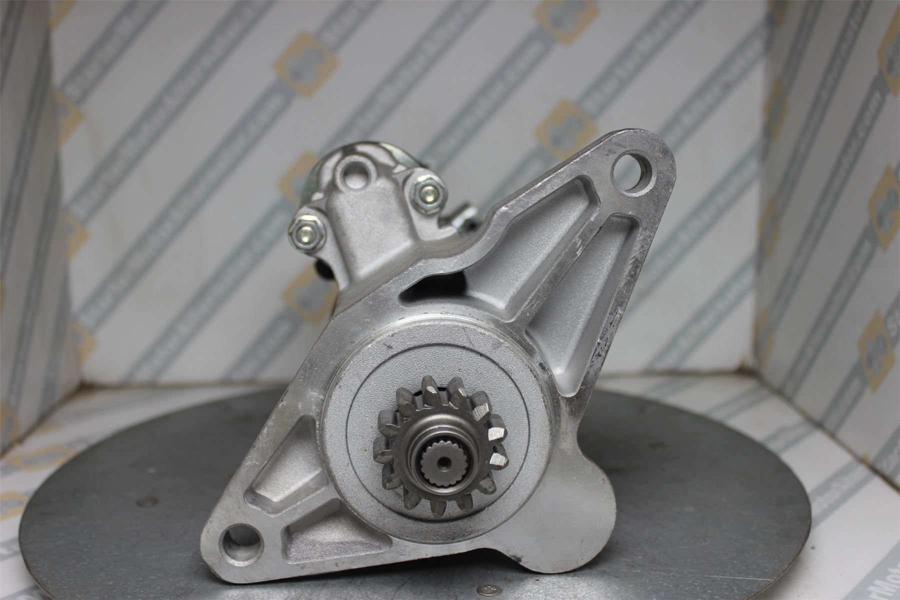 XIX1318 Starter Motor For Jaguar/Daimler / Land Rover