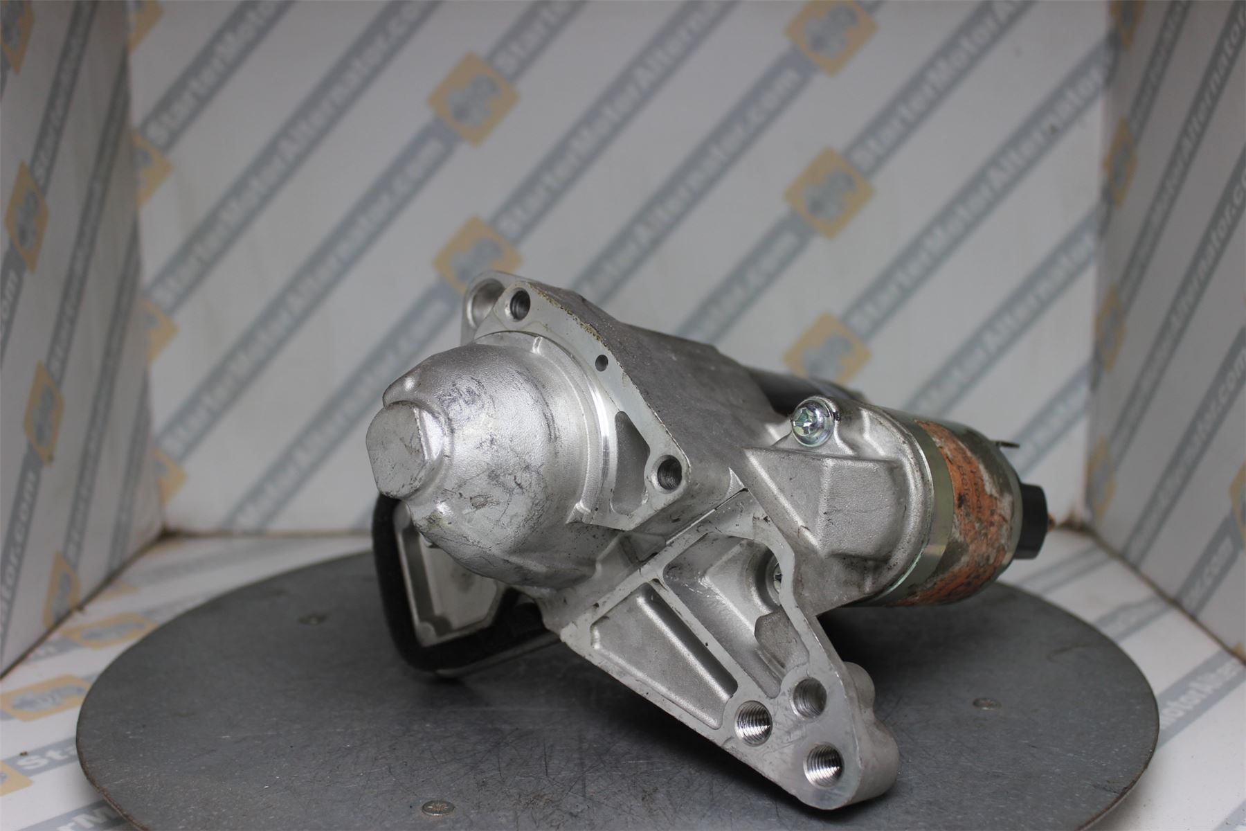 XIY3906 Starter Motor For Dacia / Nissan / Renault
