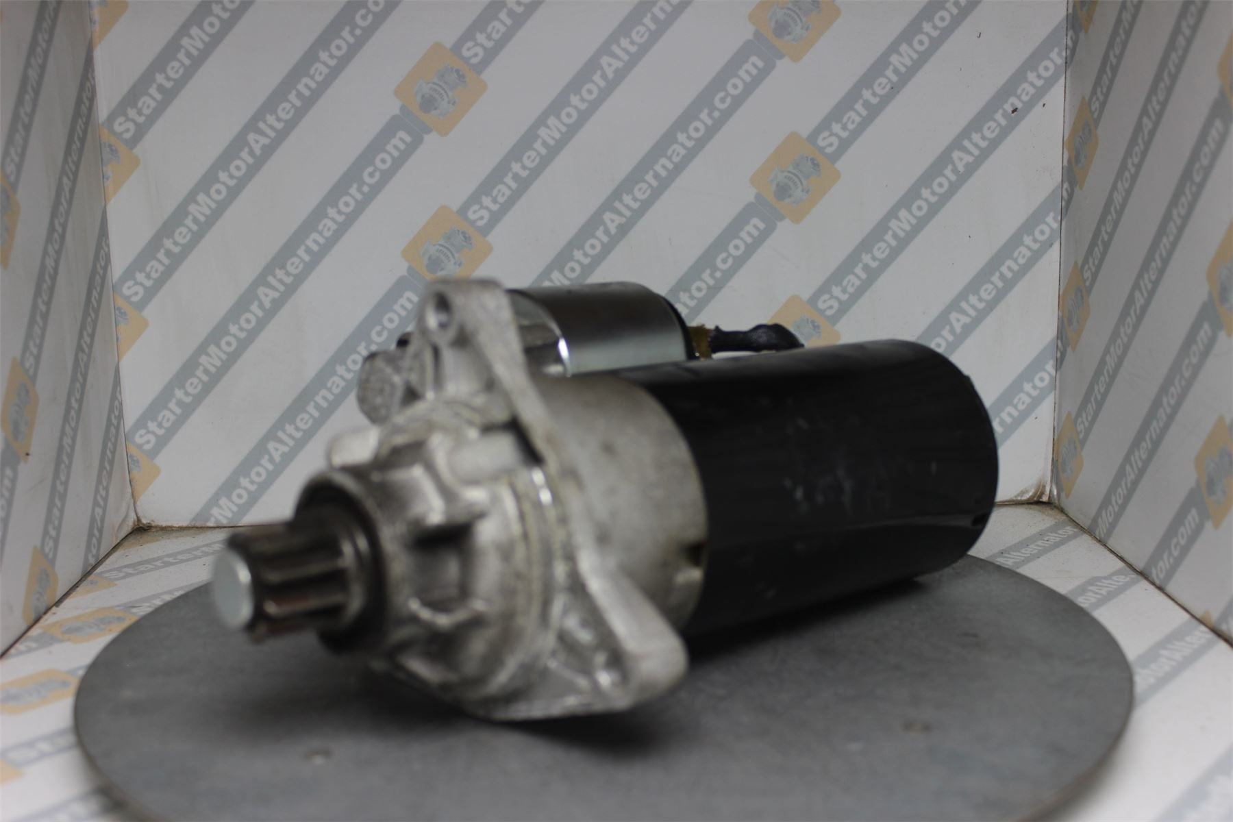 XIU1209 Starter Motor For Volkswagen