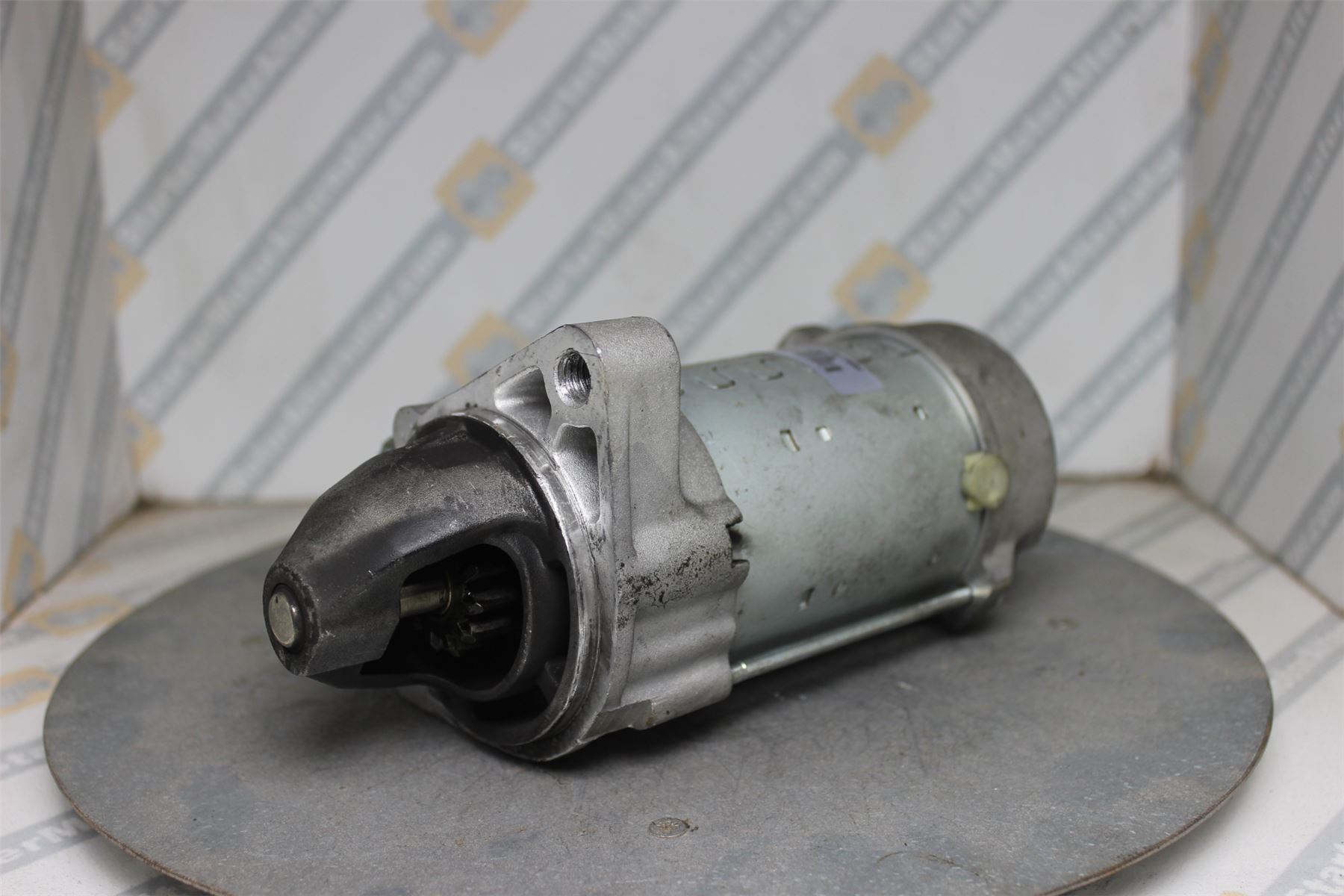 XIY2487 Starter Motor For Mercedes Benz