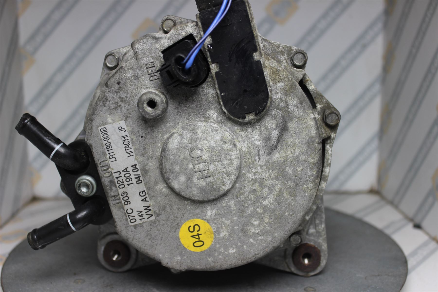 XIG1279 Alternator For Bentley