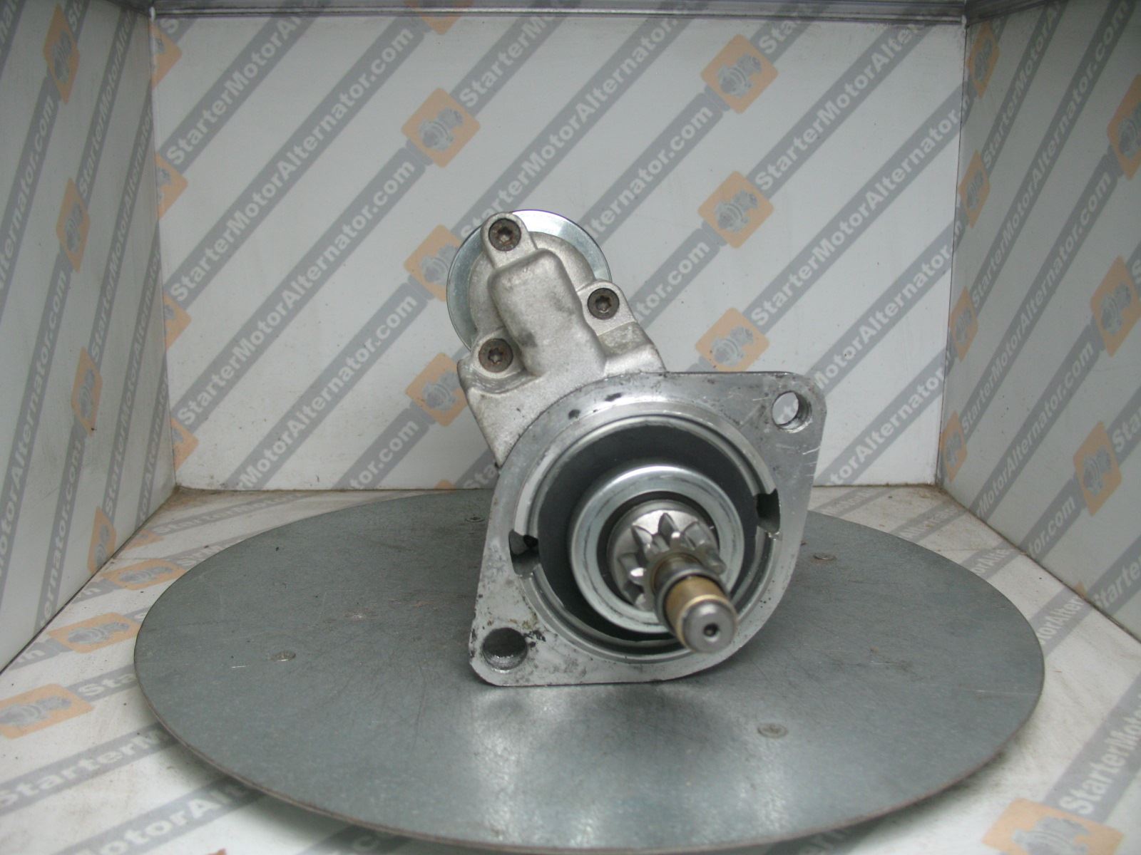 XIS3170 Starter Motor For Volkswagen