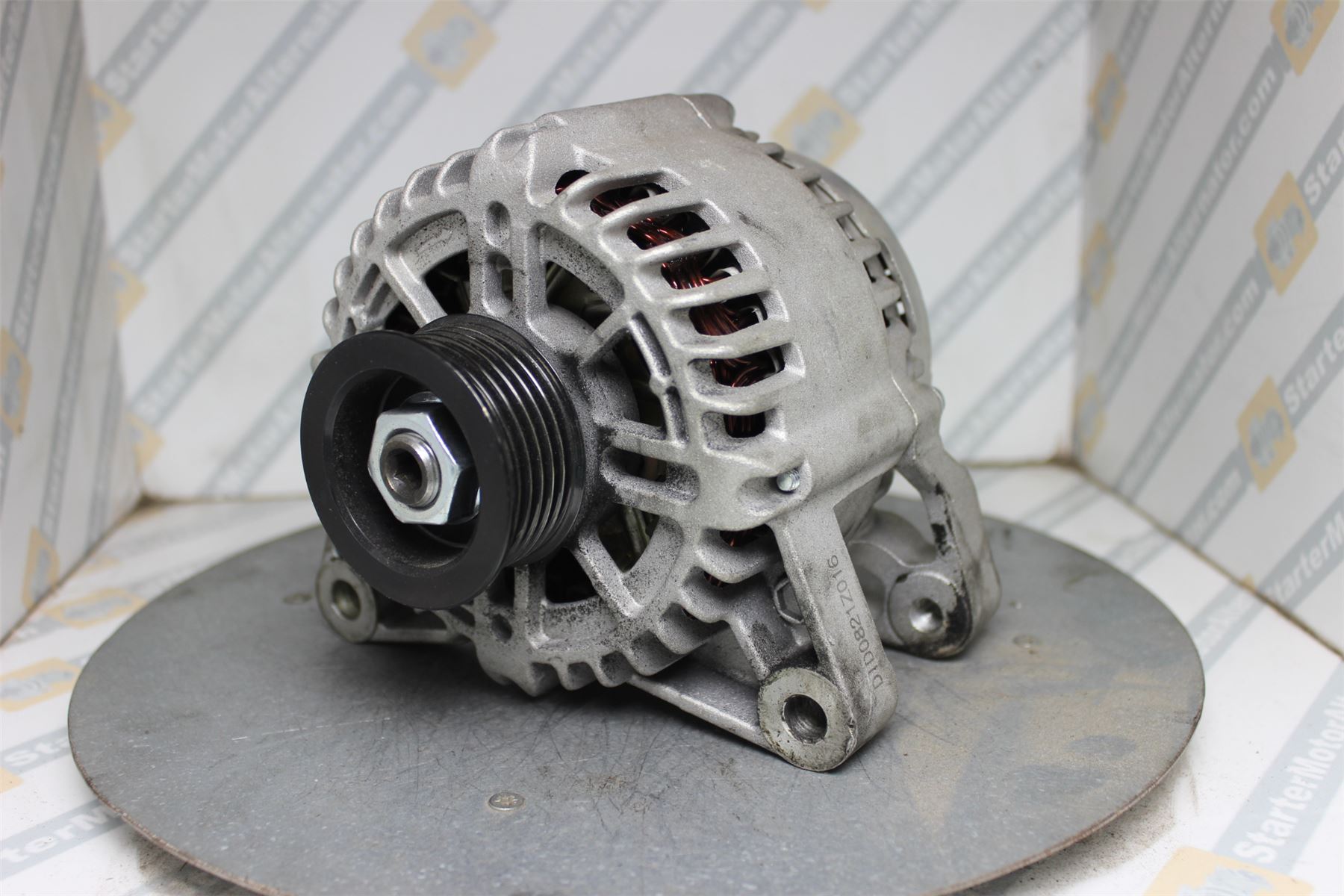 XIC1777 Alternator For Ford / Mazda