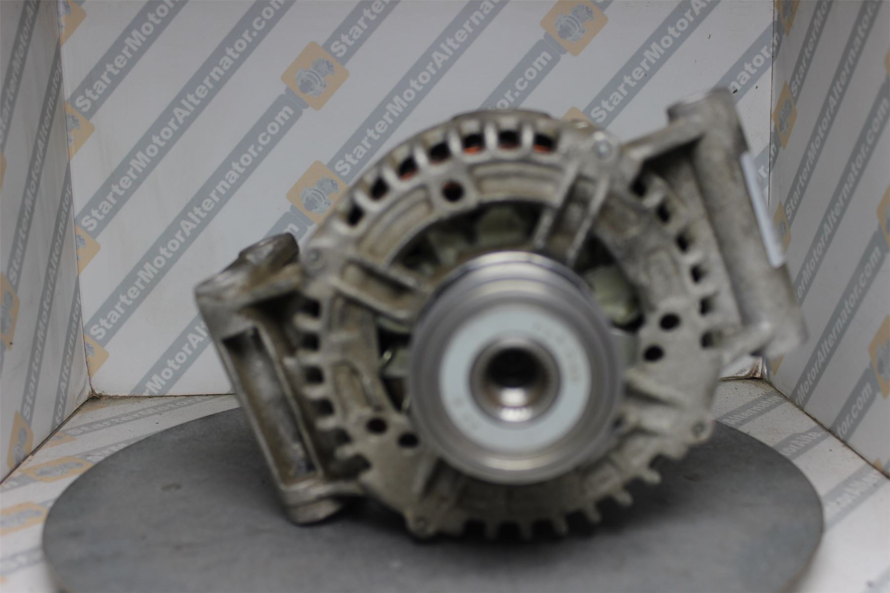 XIK2978 Alternator For Ford / Land Rover