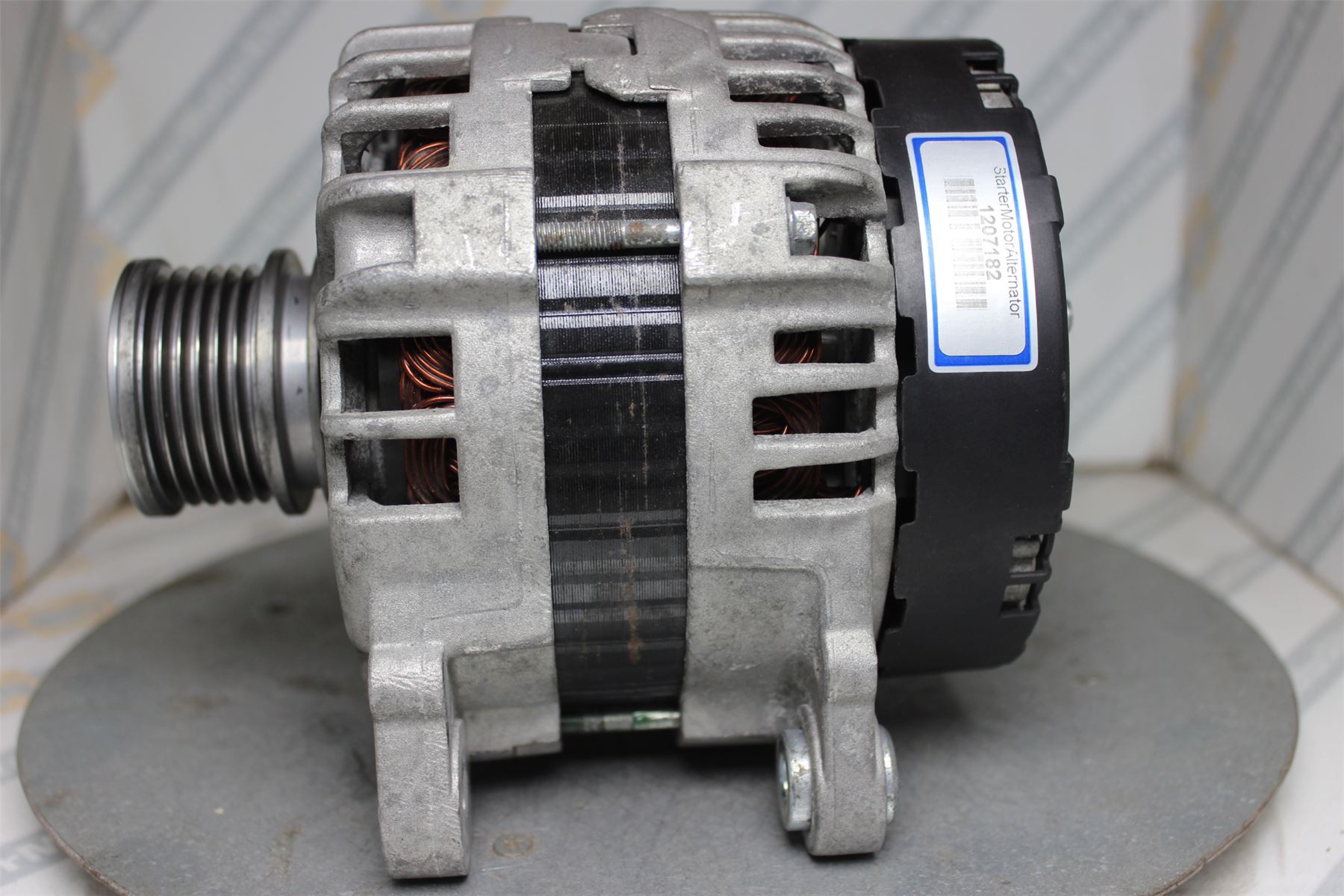 XIK3745 Alternator For Audi / Seat