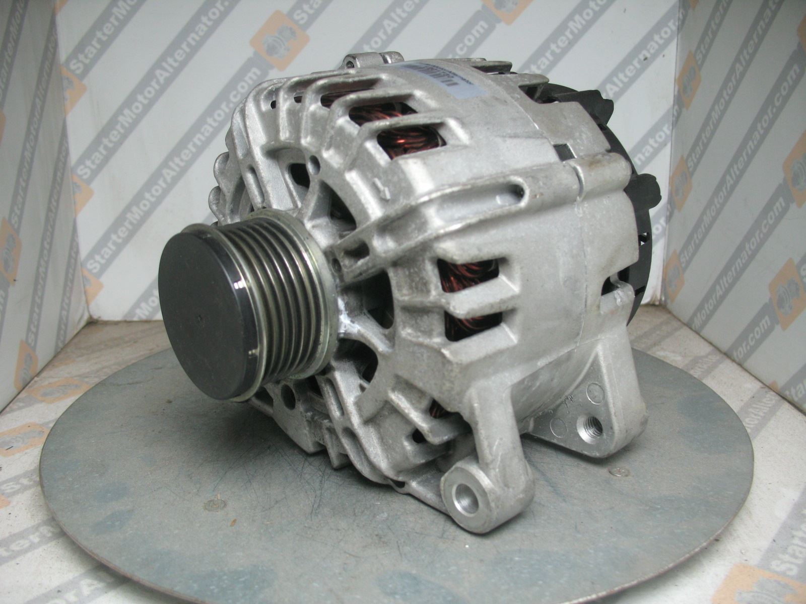 XIC2033 Alternator For Citroen / DS / Fiat / Mitsubishi / Peugeot