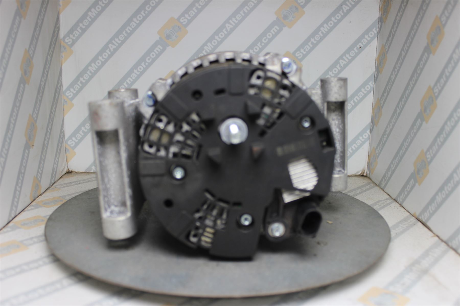 XIK3592 Alternator For Ford